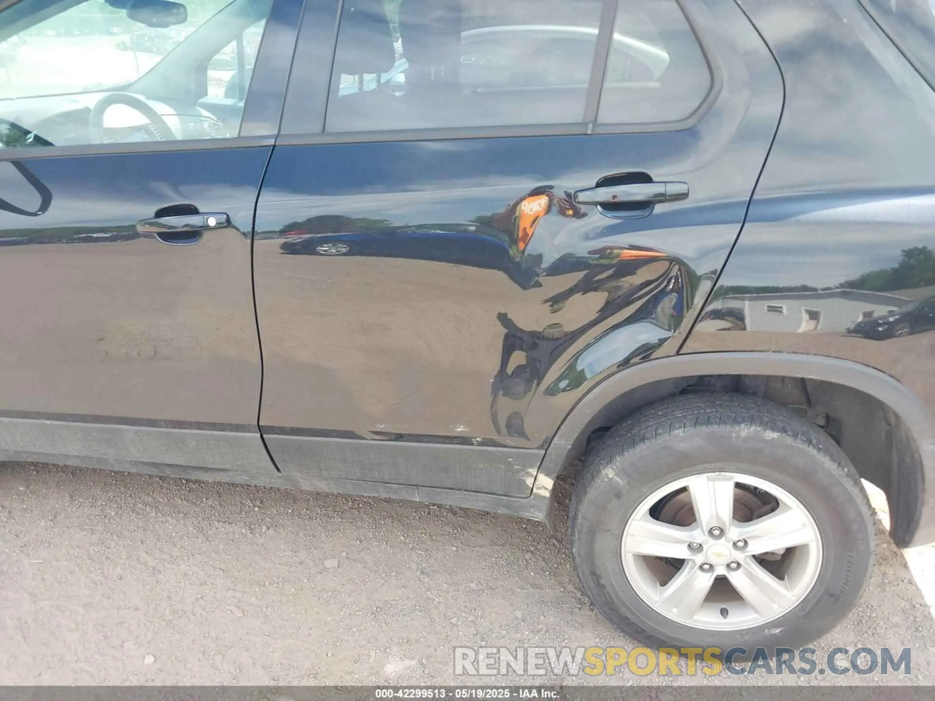 19 fotografías del automóvil dañado KL7CJNSBXLB031638 CHEVROLET TRAX 2020