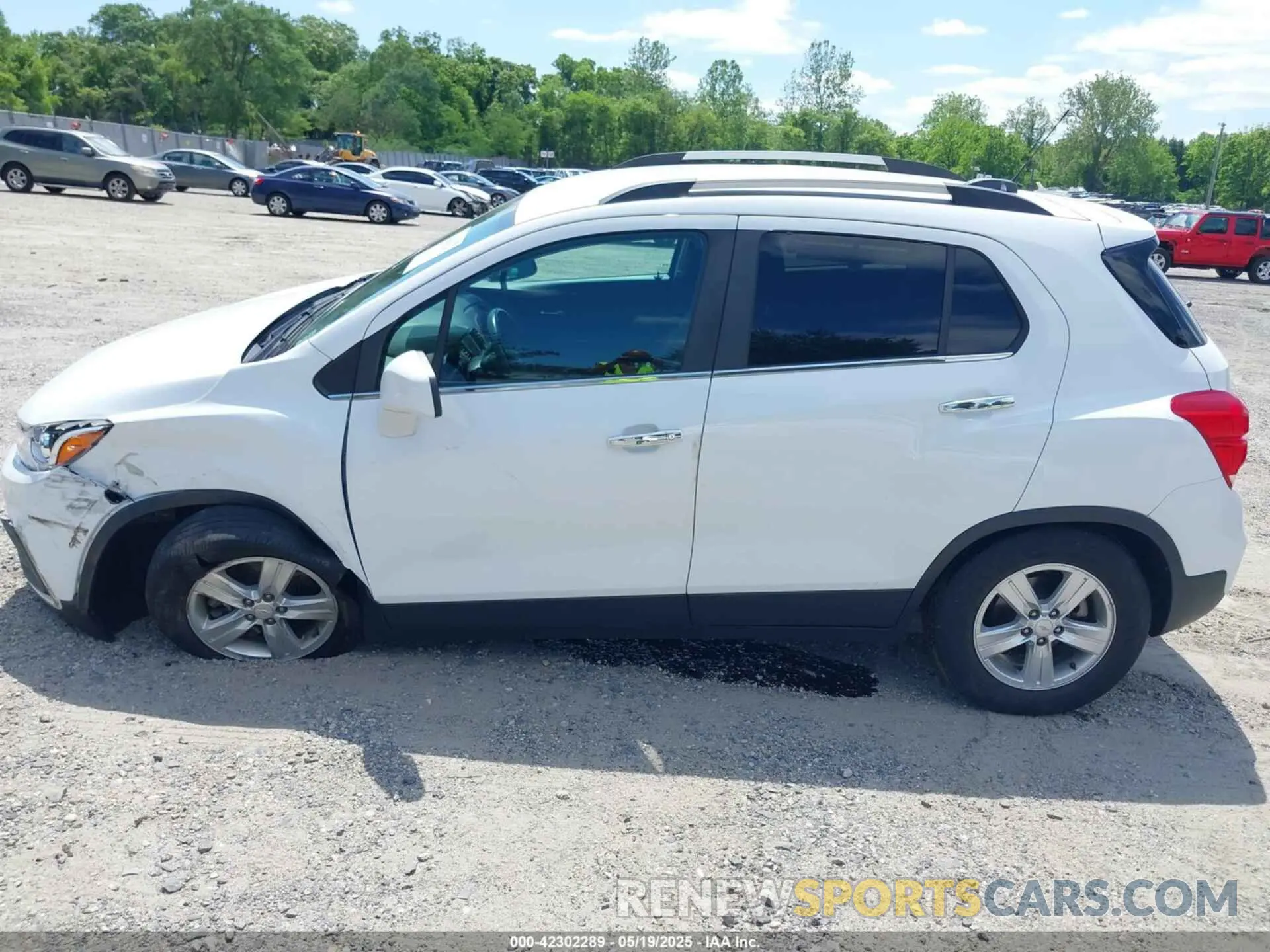 13 fotografías del automóvil dañado KL7CJPSB0LB057547 CHEVROLET TRAX 2020