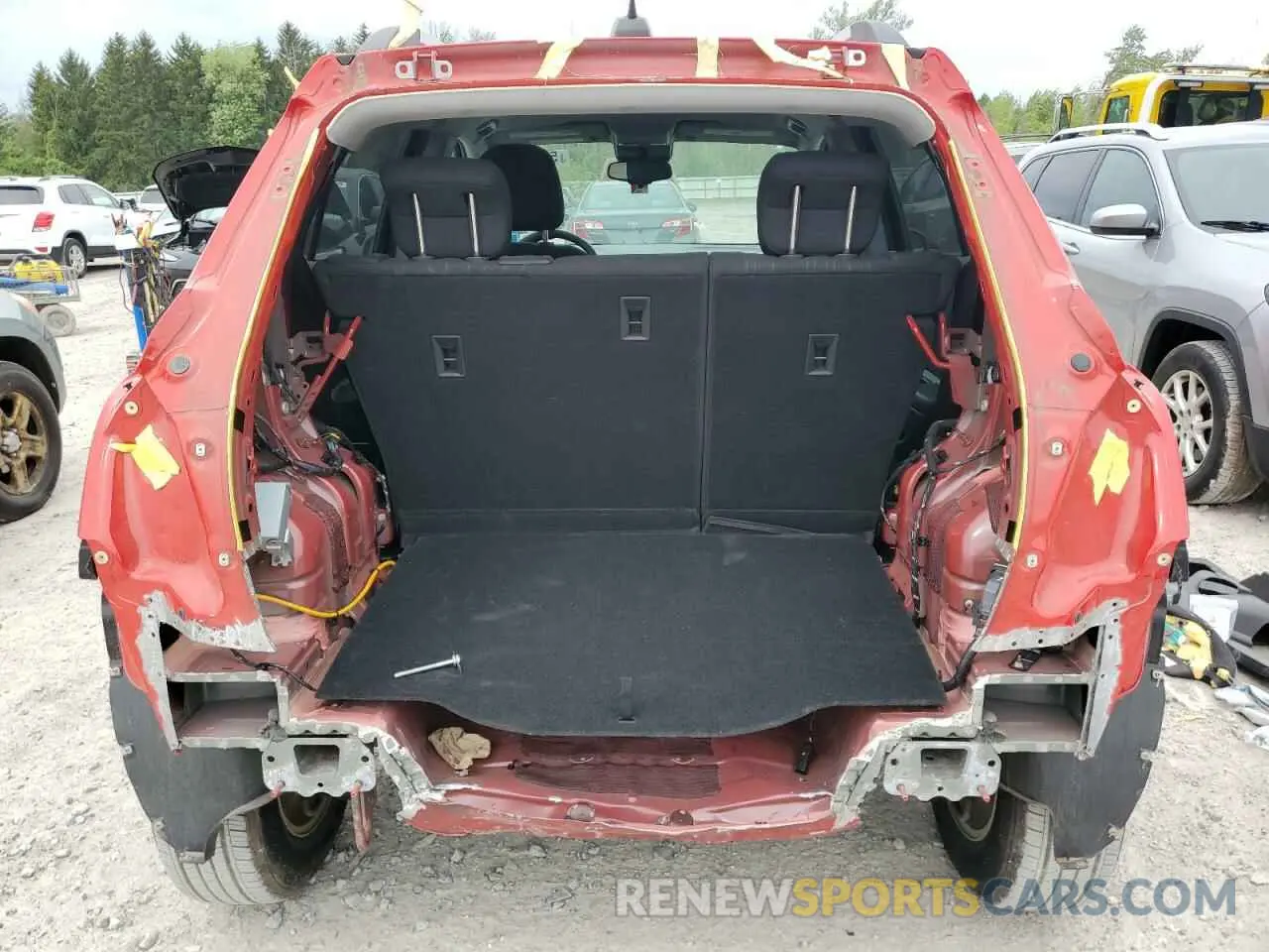 6 fotografías del automóvil dañado KL7CJPSB3LB330755 CHEVROLET TRAX 2020