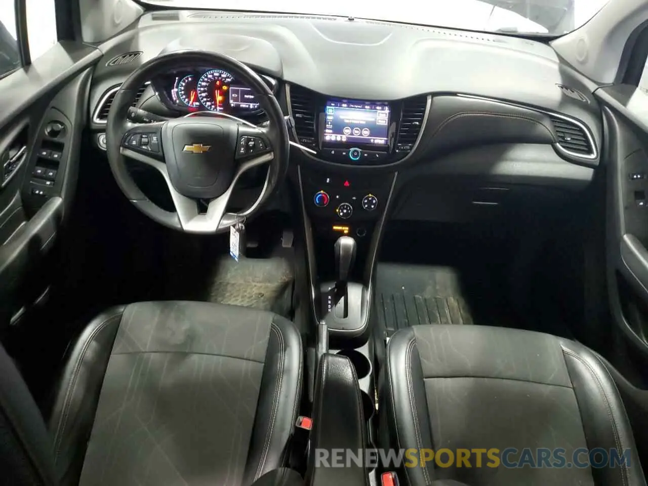 8 fotografías del automóvil dañado KL7CJPSB5LB026116 CHEVROLET TRAX 2020