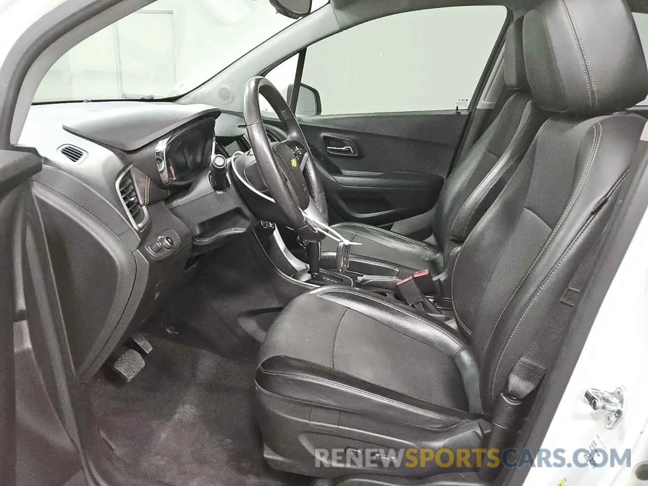 7 fotografías del automóvil dañado KL7CJPSB8LB037918 CHEVROLET TRAX 2020