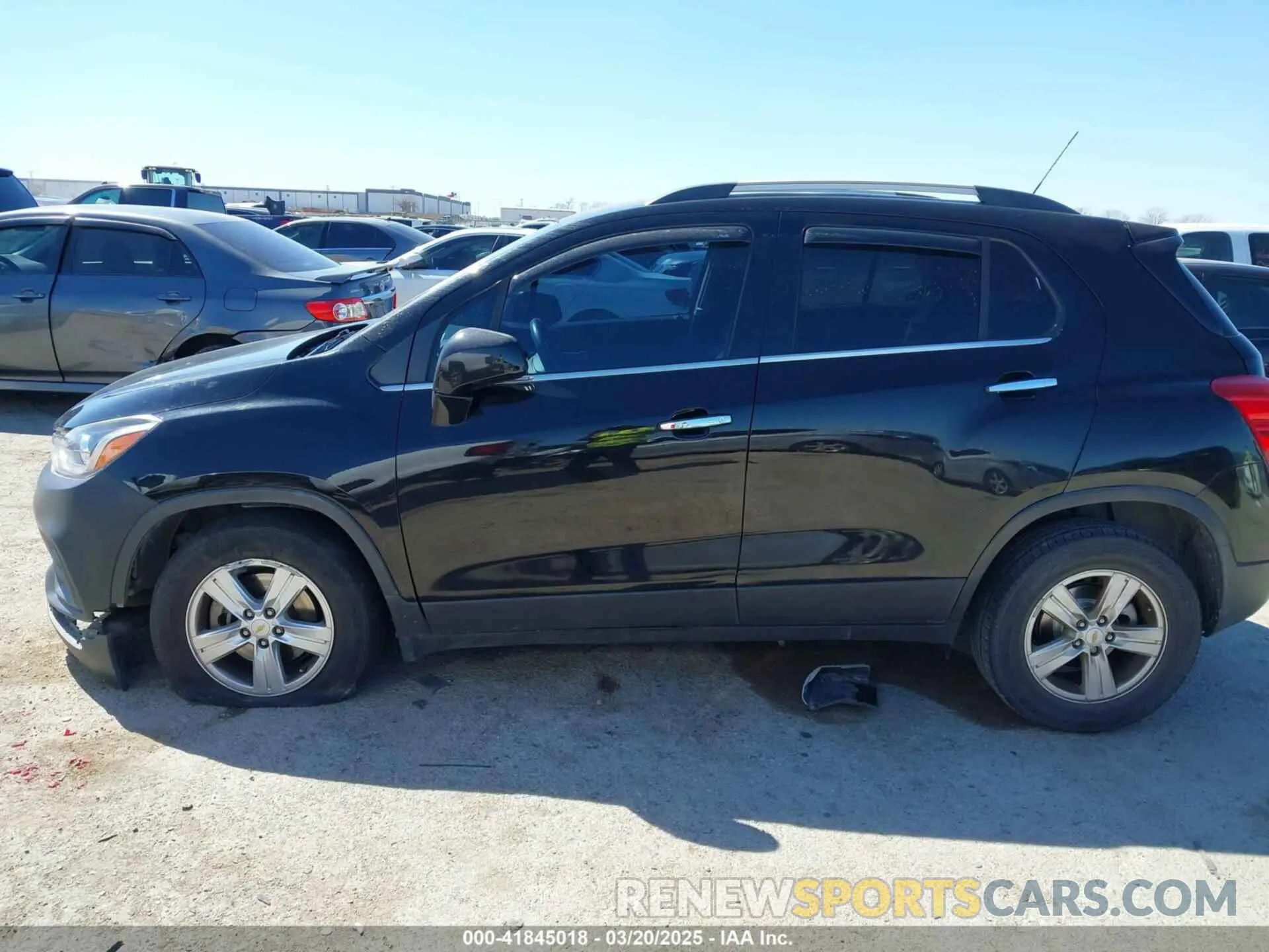14 fotografías del automóvil dañado KL7CJPSB8LB038616 CHEVROLET TRAX 2020