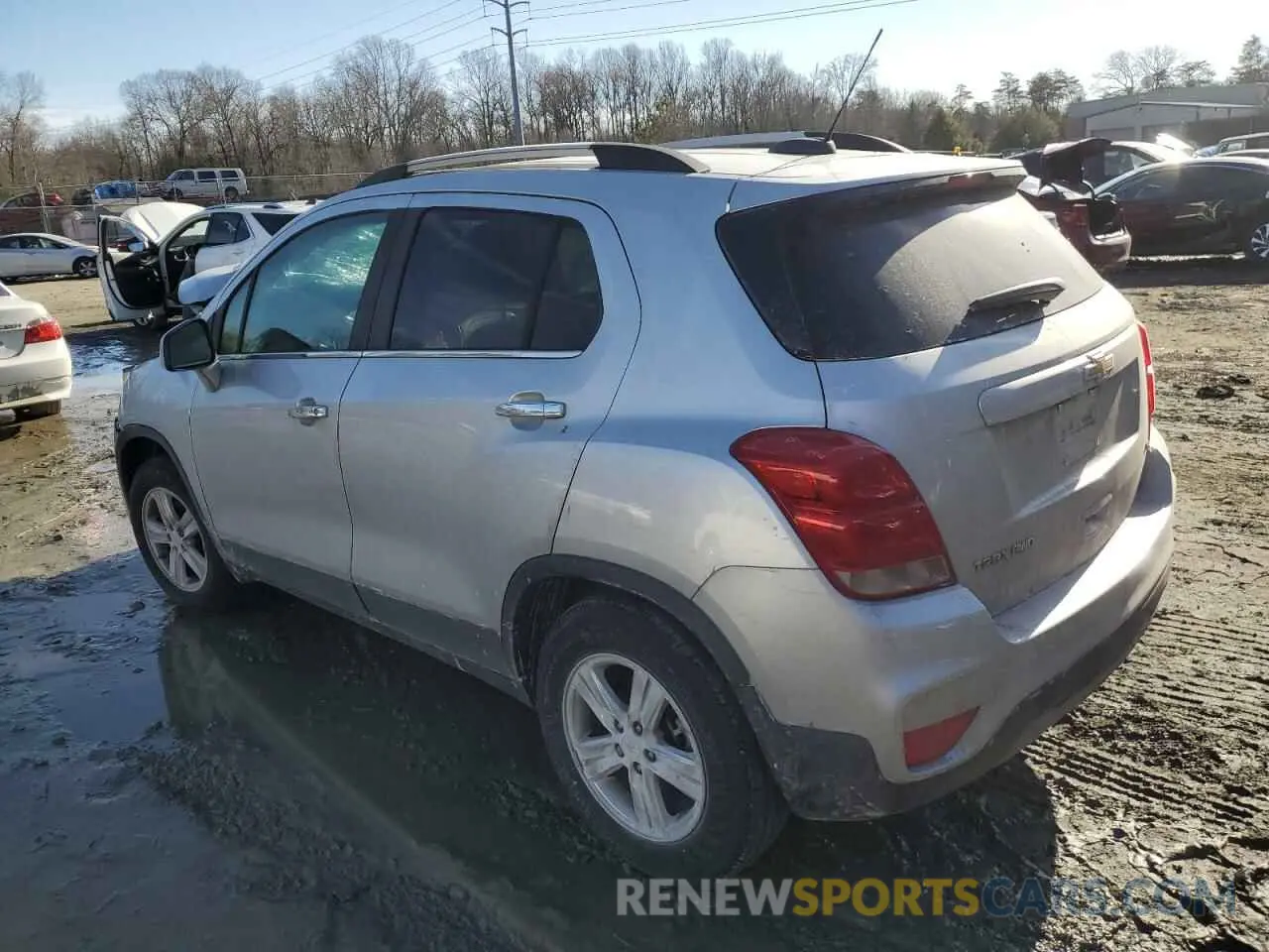 2 fotografías del automóvil dañado KL7CJPSB9LB020478 CHEVROLET TRAX 2020