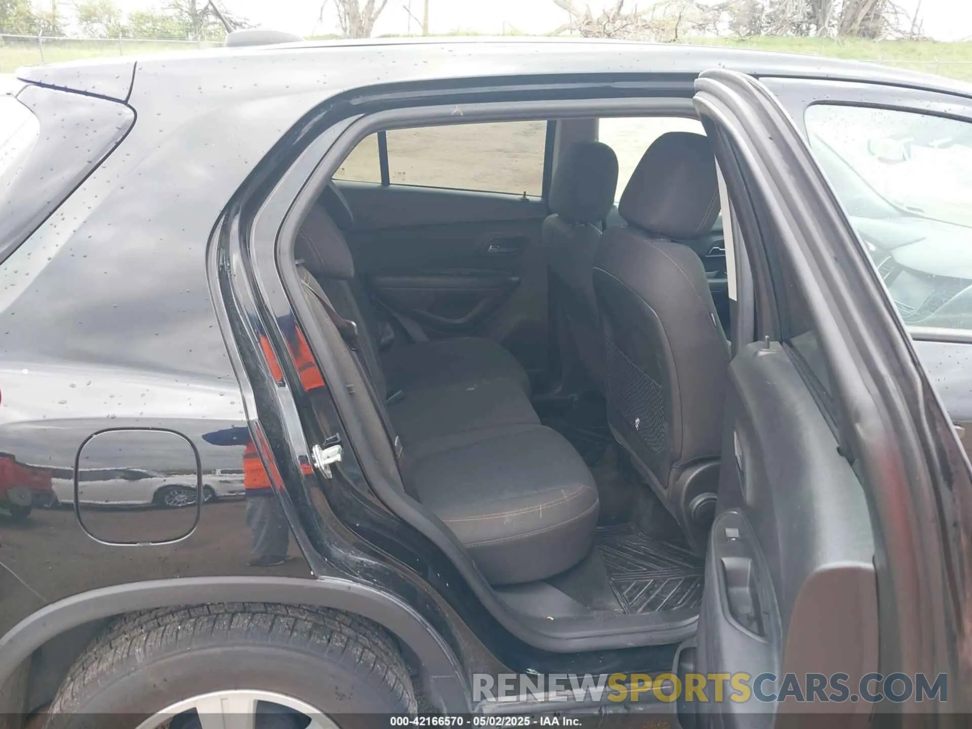 8 fotografías del automóvil dañado KL7CJKSB1MB309813 CHEVROLET TRAX 2021