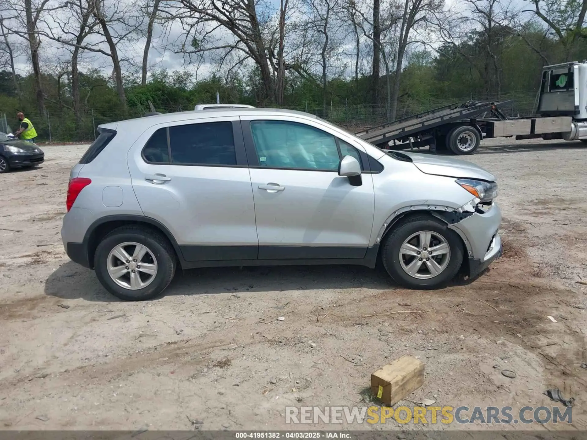 13 fotografías del automóvil dañado KL7CJKSB3MB334180 CHEVROLET TRAX 2021
