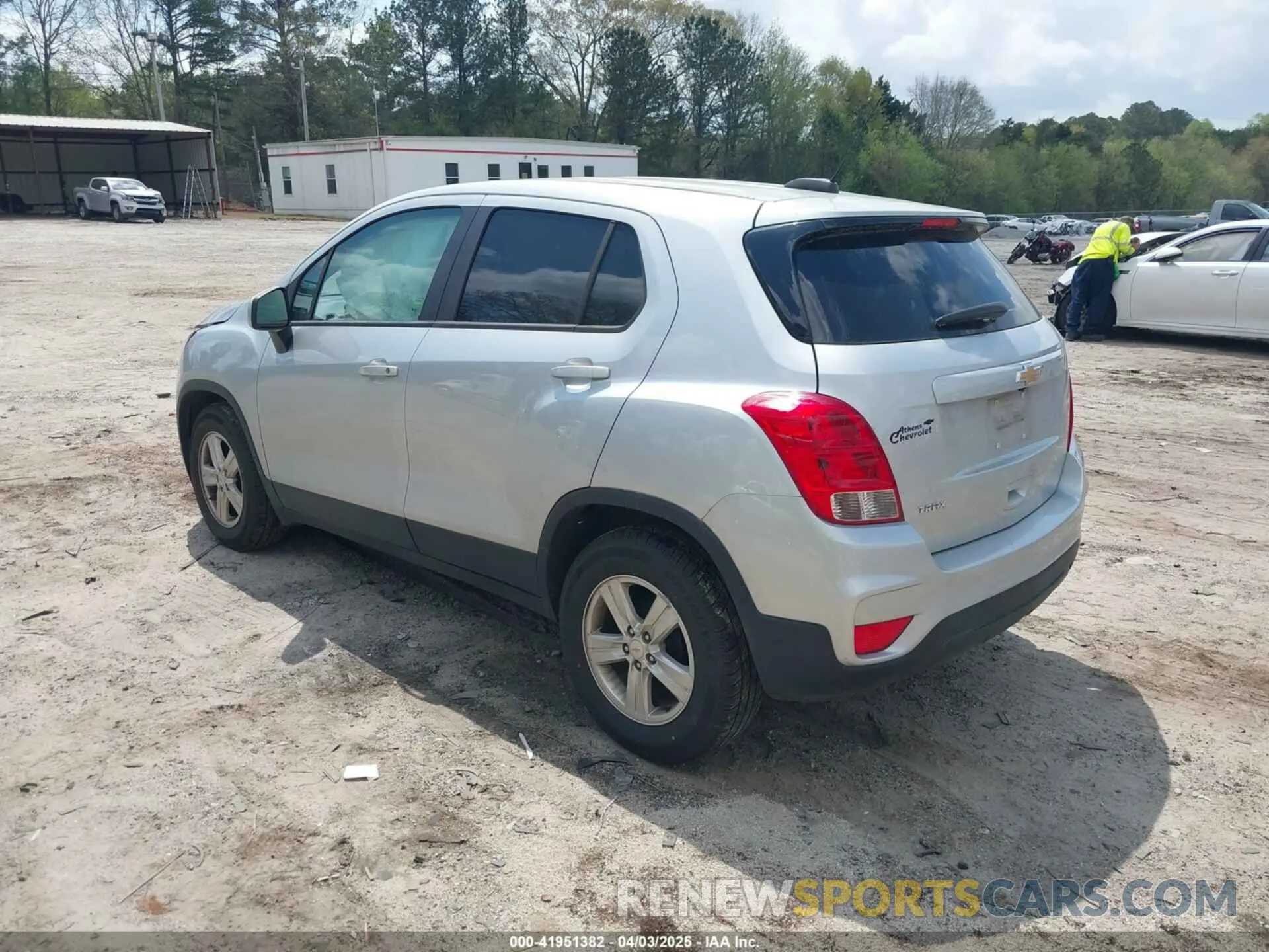 3 fotografías del automóvil dañado KL7CJKSB3MB334180 CHEVROLET TRAX 2021