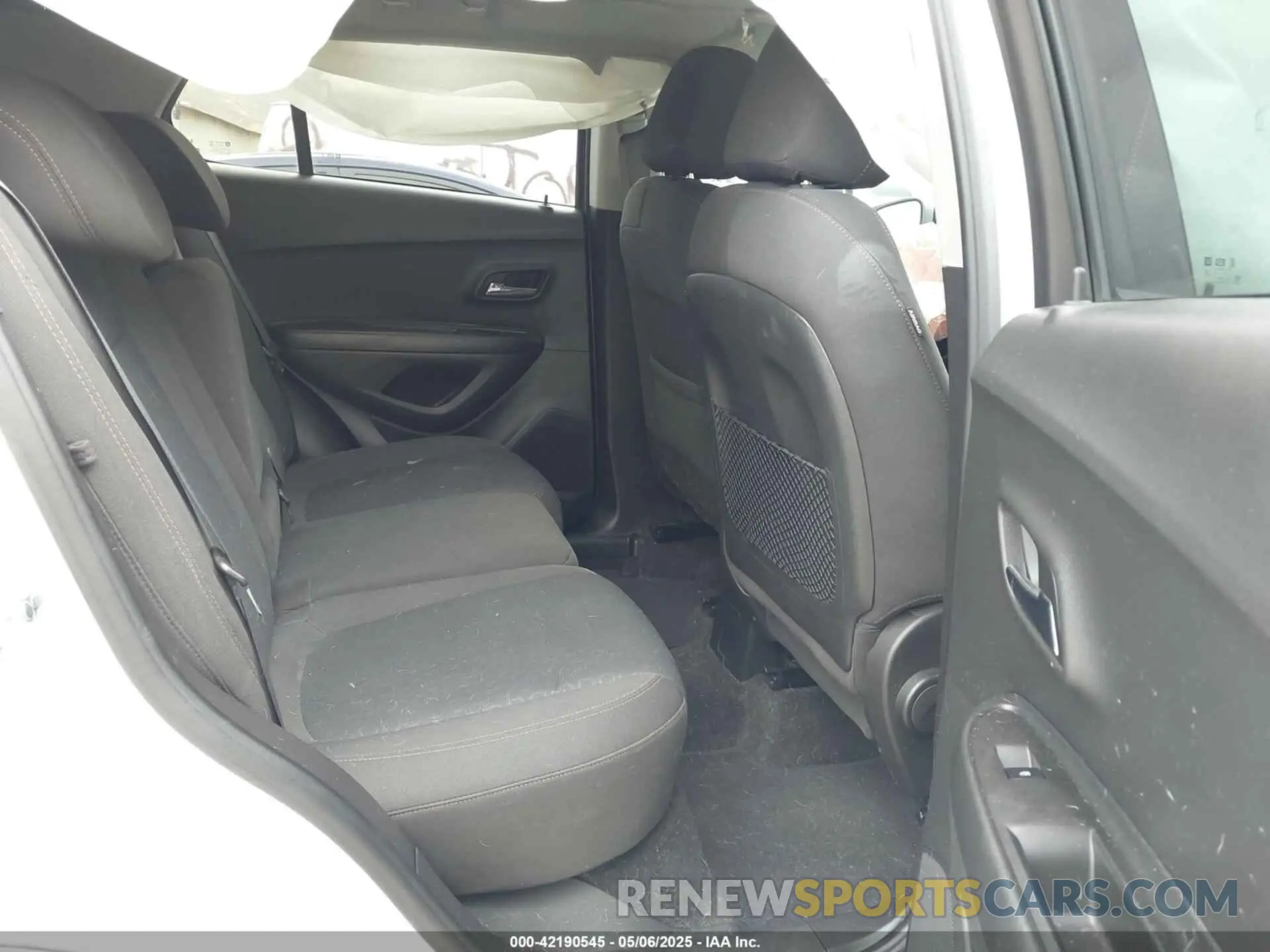 8 fotografías del automóvil dañado KL7CJKSB4MB320840 CHEVROLET TRAX 2021