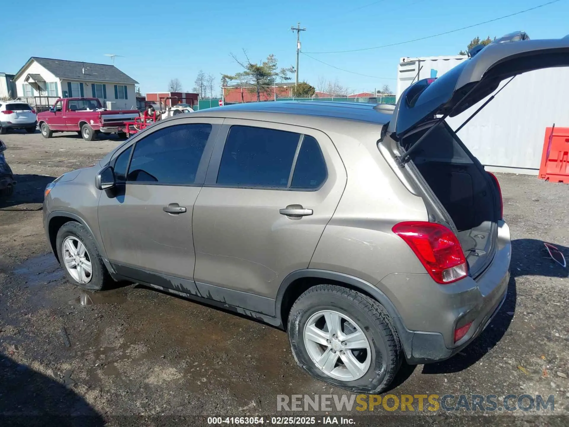 3 fotografías del automóvil dañado KL7CJKSB7MB306172 CHEVROLET TRAX 2021