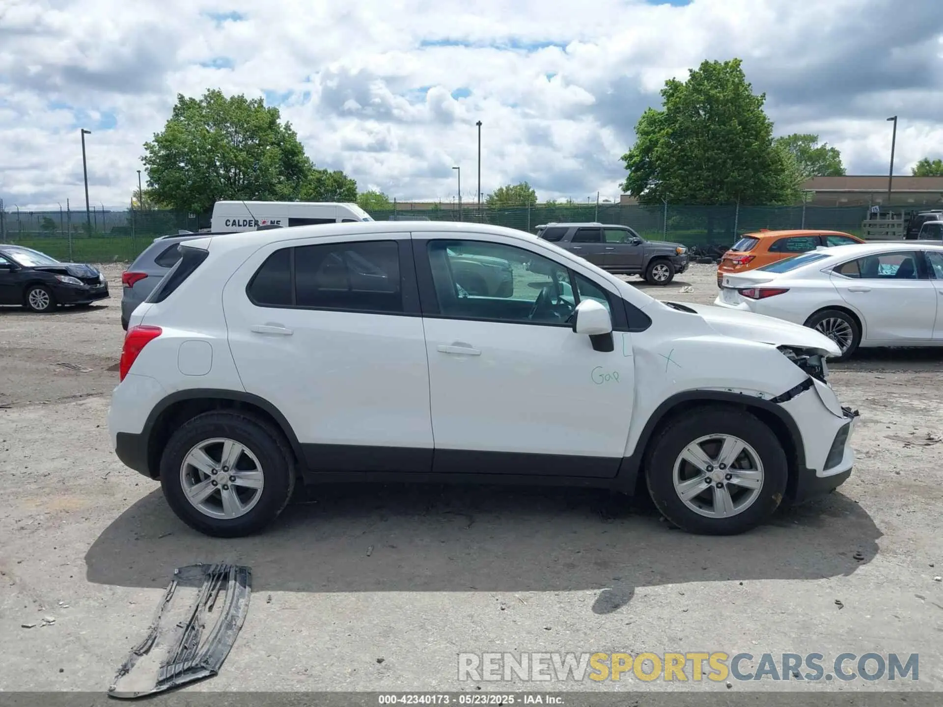 13 fotografías del automóvil dañado KL7CJKSB8MB302437 CHEVROLET TRAX 2021