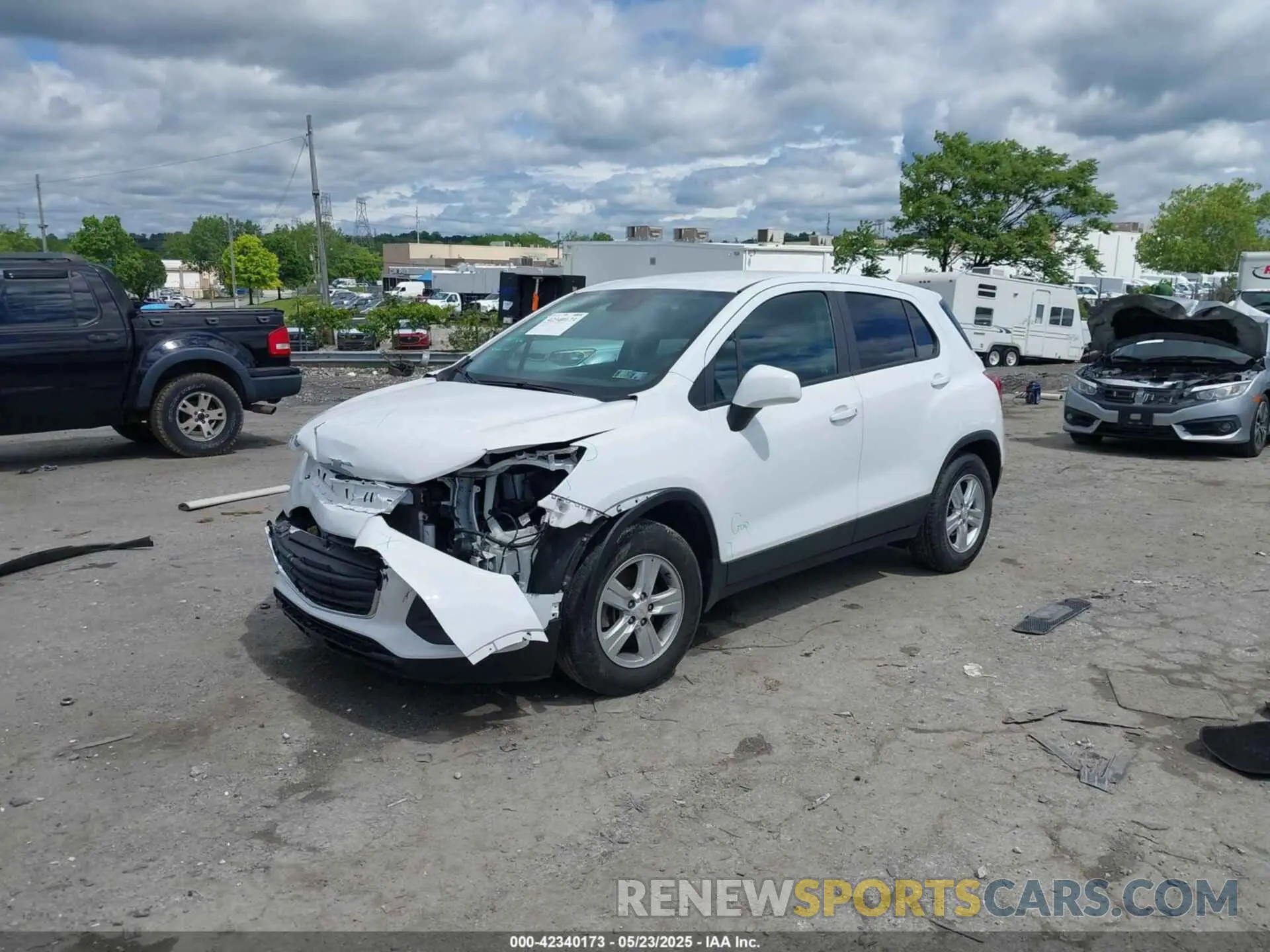 2 fotografías del automóvil dañado KL7CJKSB8MB302437 CHEVROLET TRAX 2021