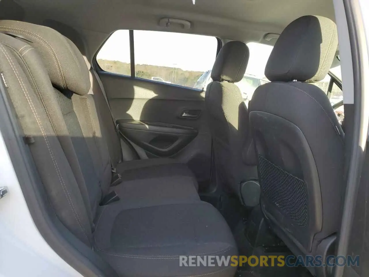 12 fotografías del automóvil dañado KL7CJKSB8MB304138 CHEVROLET TRAX 2021