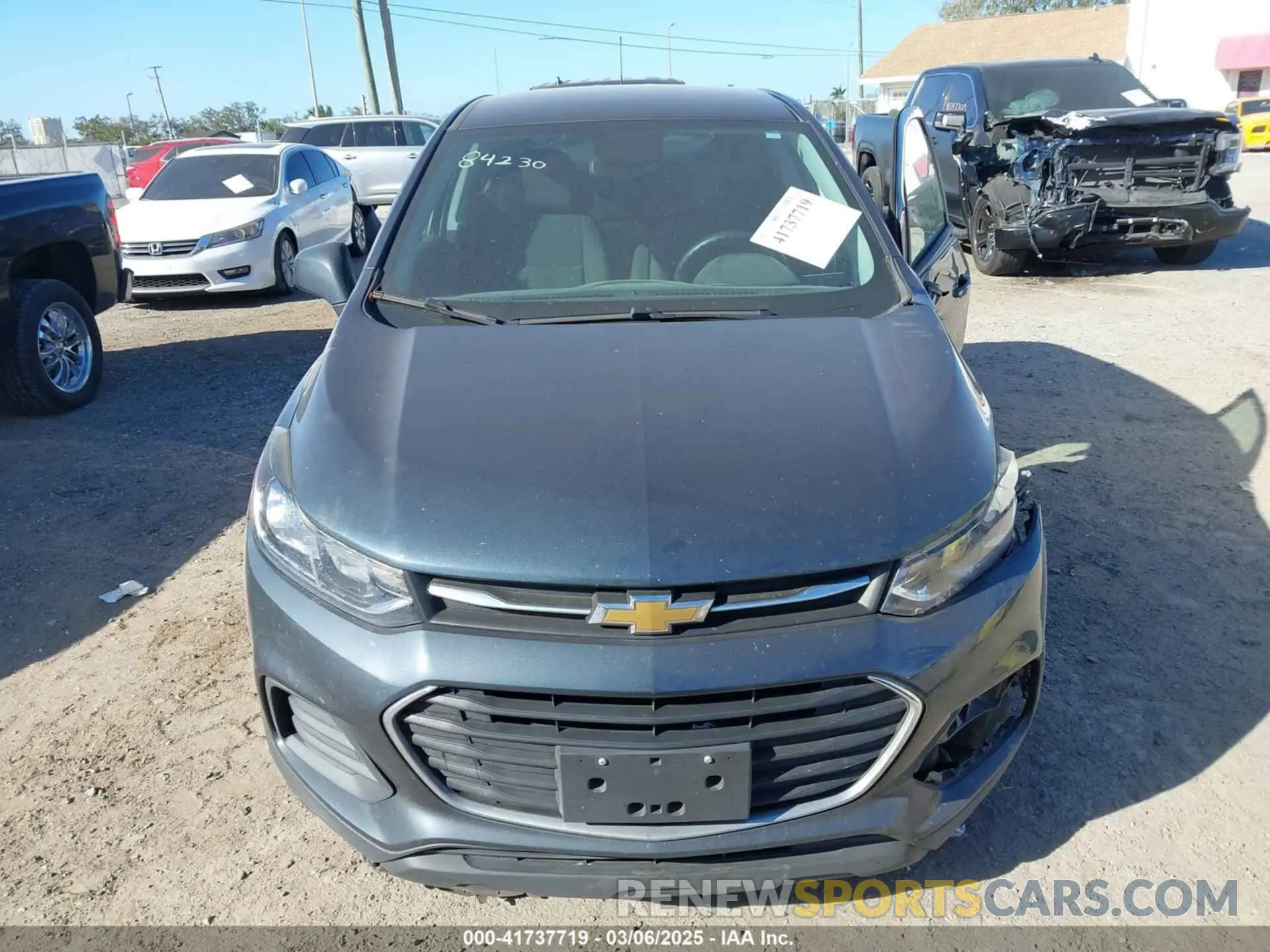 12 fotografías del automóvil dañado KL7CJKSB8MB310957 CHEVROLET TRAX 2021