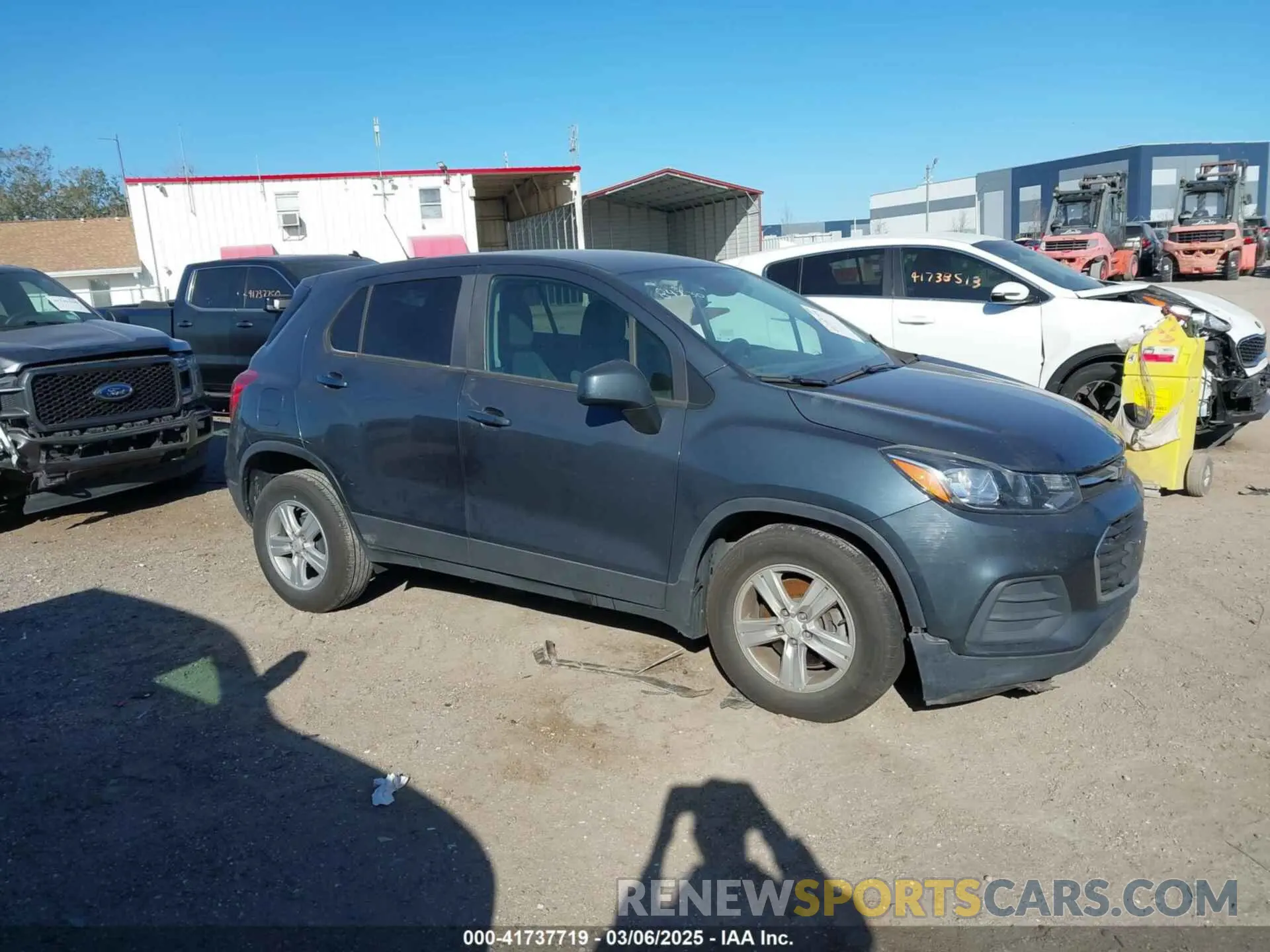 13 fotografías del automóvil dañado KL7CJKSB8MB310957 CHEVROLET TRAX 2021