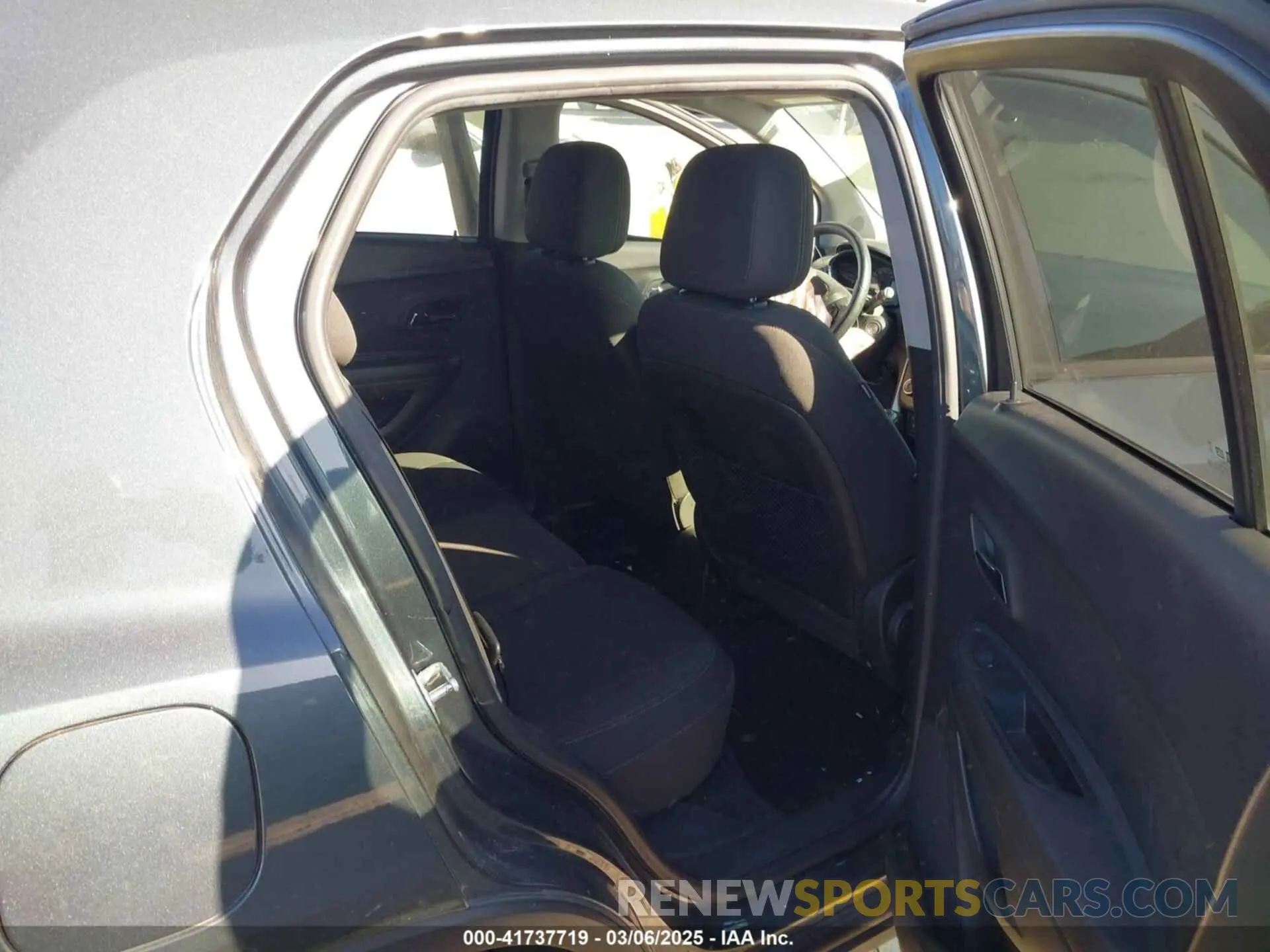 8 fotografías del automóvil dañado KL7CJKSB8MB310957 CHEVROLET TRAX 2021