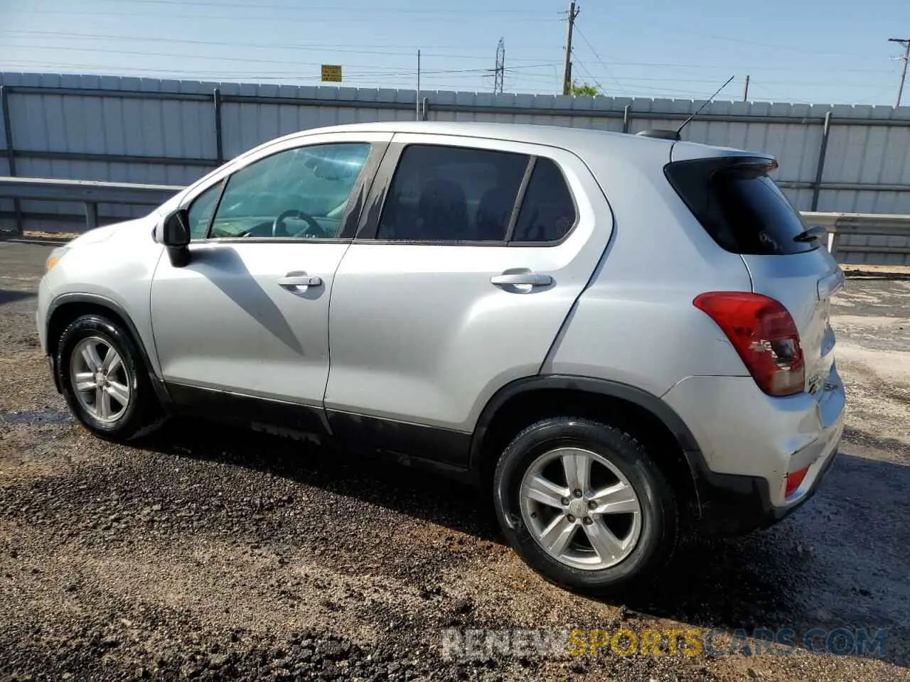 2 fotografías del automóvil dañado KL7CJKSB9MB306982 CHEVROLET TRAX 2021