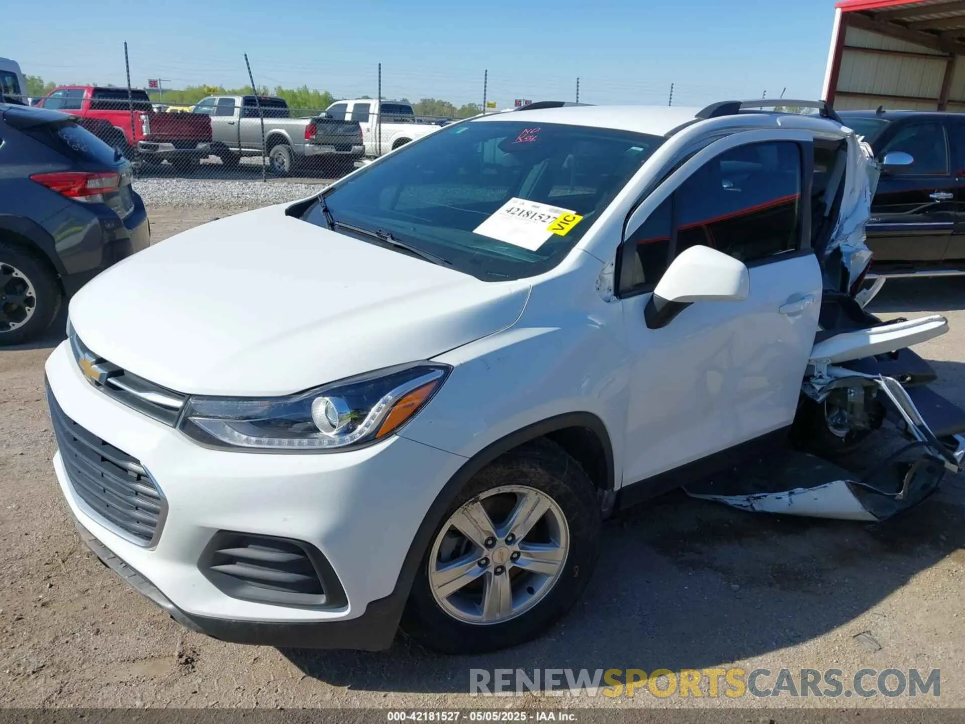 2 fotografías del automóvil dañado KL7CJLSB0MB339794 CHEVROLET TRAX 2021
