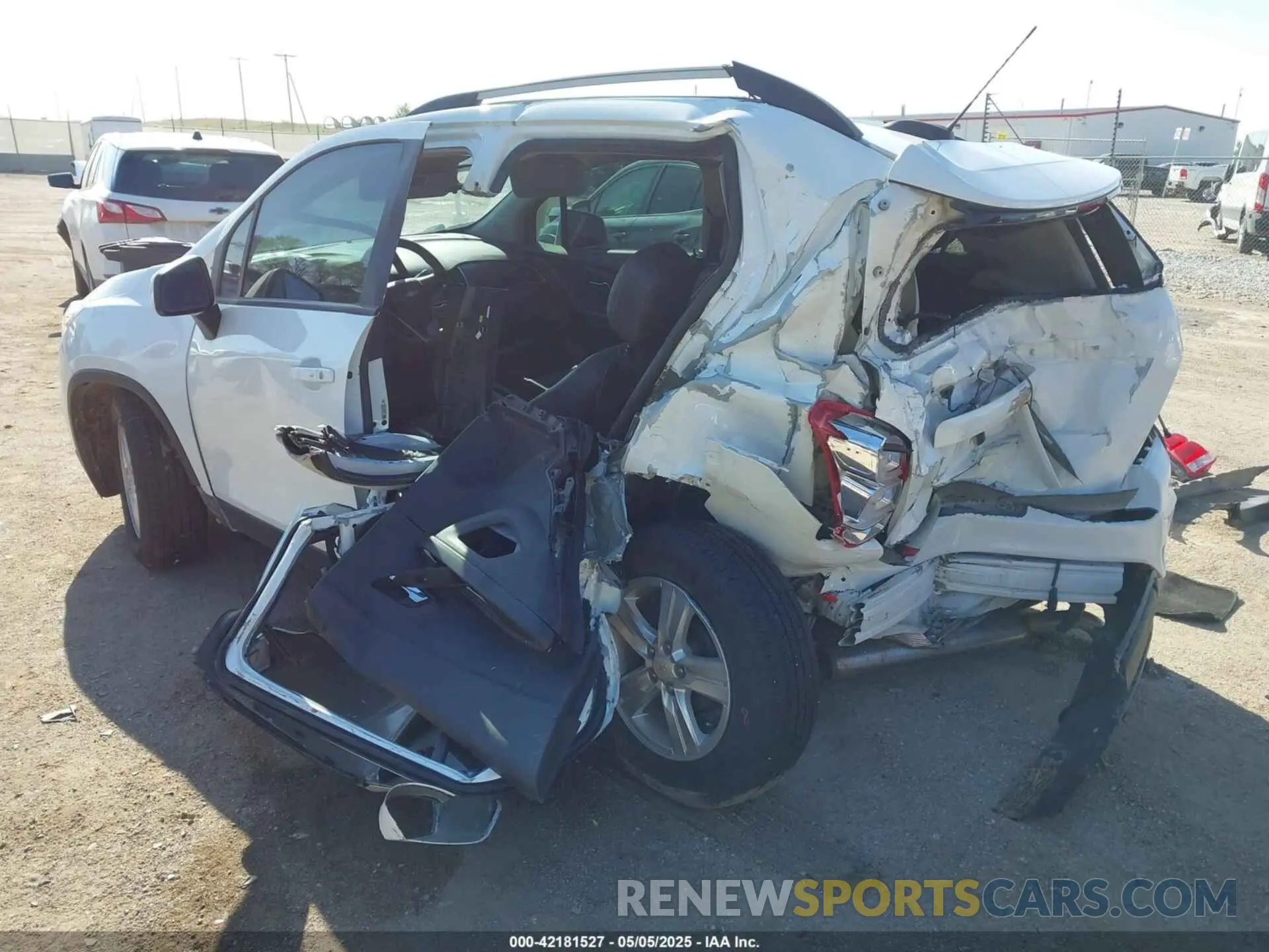 3 fotografías del automóvil dañado KL7CJLSB0MB339794 CHEVROLET TRAX 2021