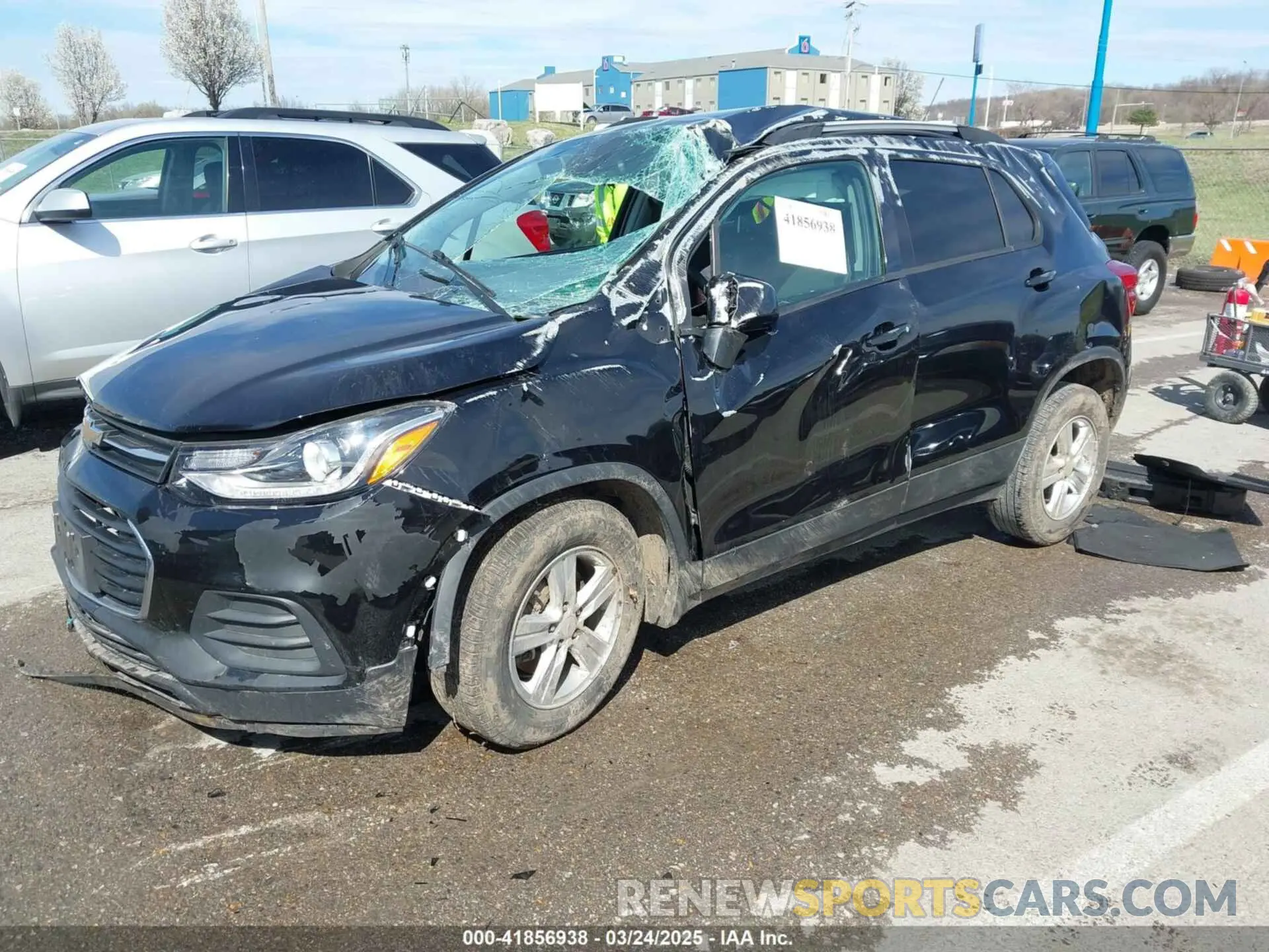 2 fotografías del automóvil dañado KL7CJLSB1MB308389 CHEVROLET TRAX 2021