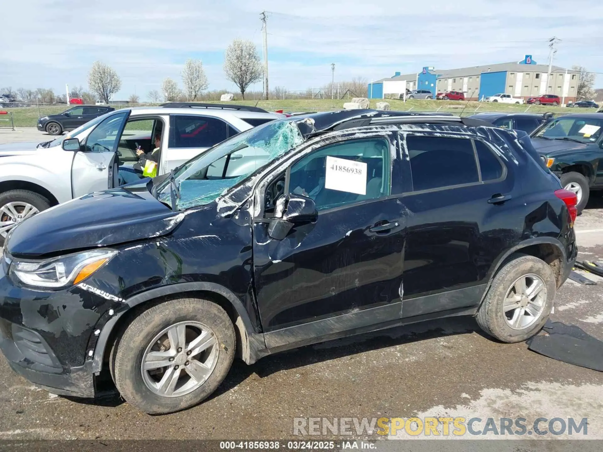 6 fotografías del automóvil dañado KL7CJLSB1MB308389 CHEVROLET TRAX 2021