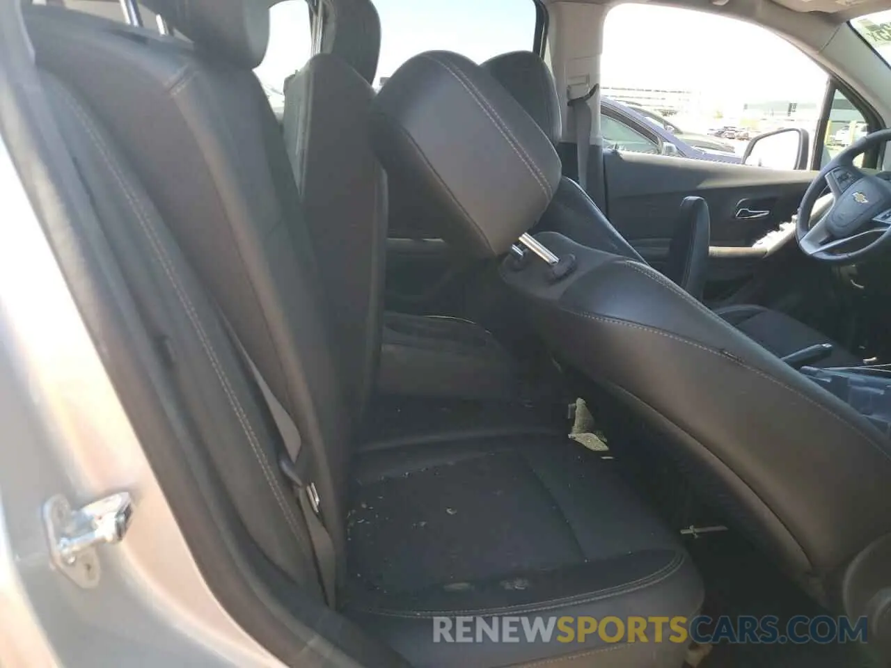 11 fotografías del automóvil dañado KL7CJLSB1MB342509 CHEVROLET TRAX 2021