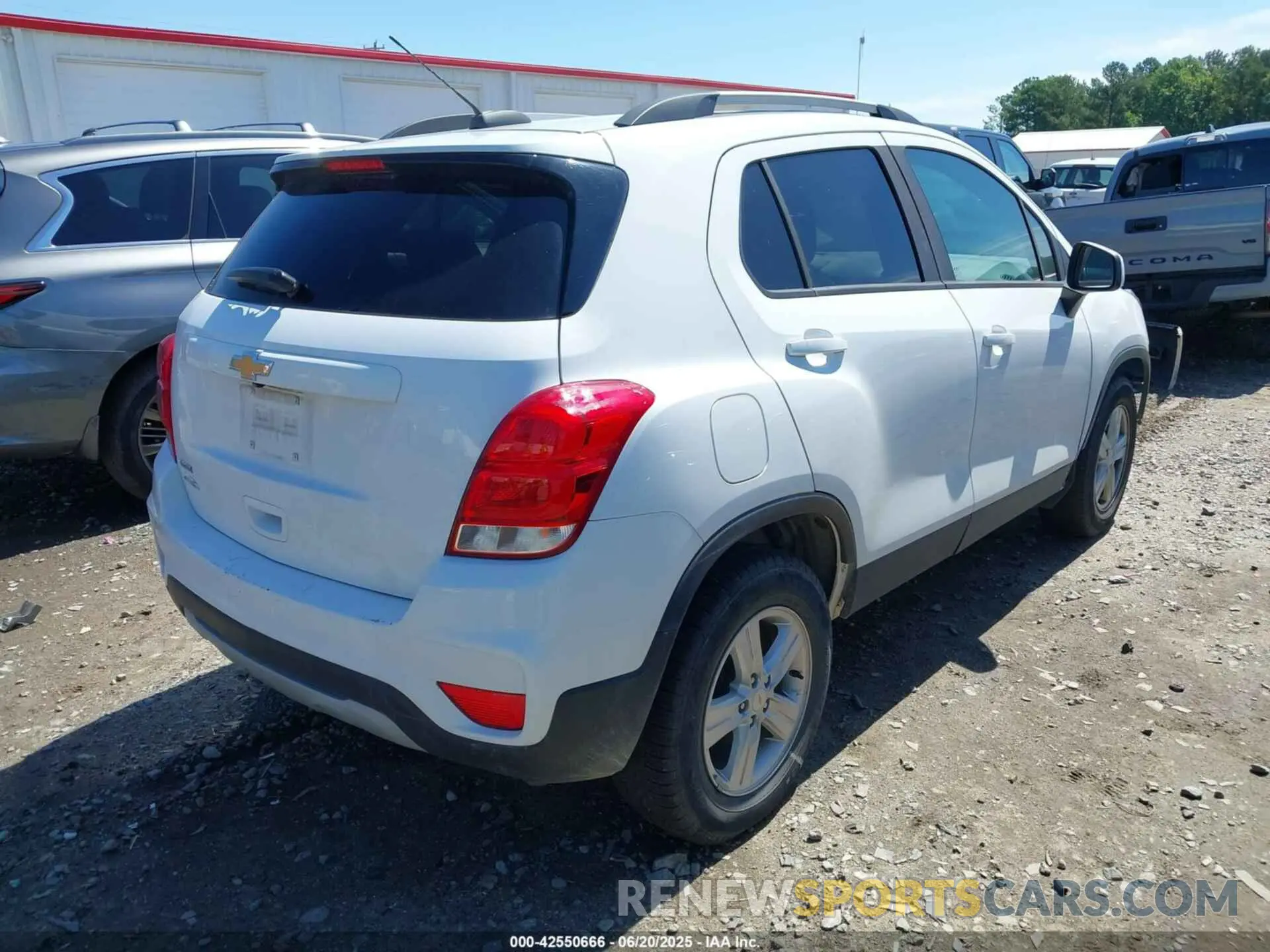 4 fotografías del automóvil dañado KL7CJLSB2MB329347 CHEVROLET TRAX 2021