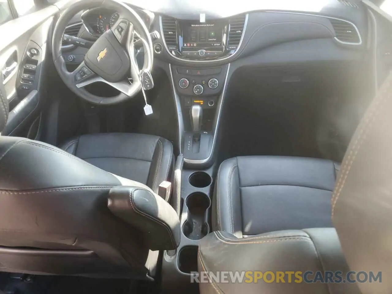 8 fotografías del automóvil dañado KL7CJLSB3MB331446 CHEVROLET TRAX 2021