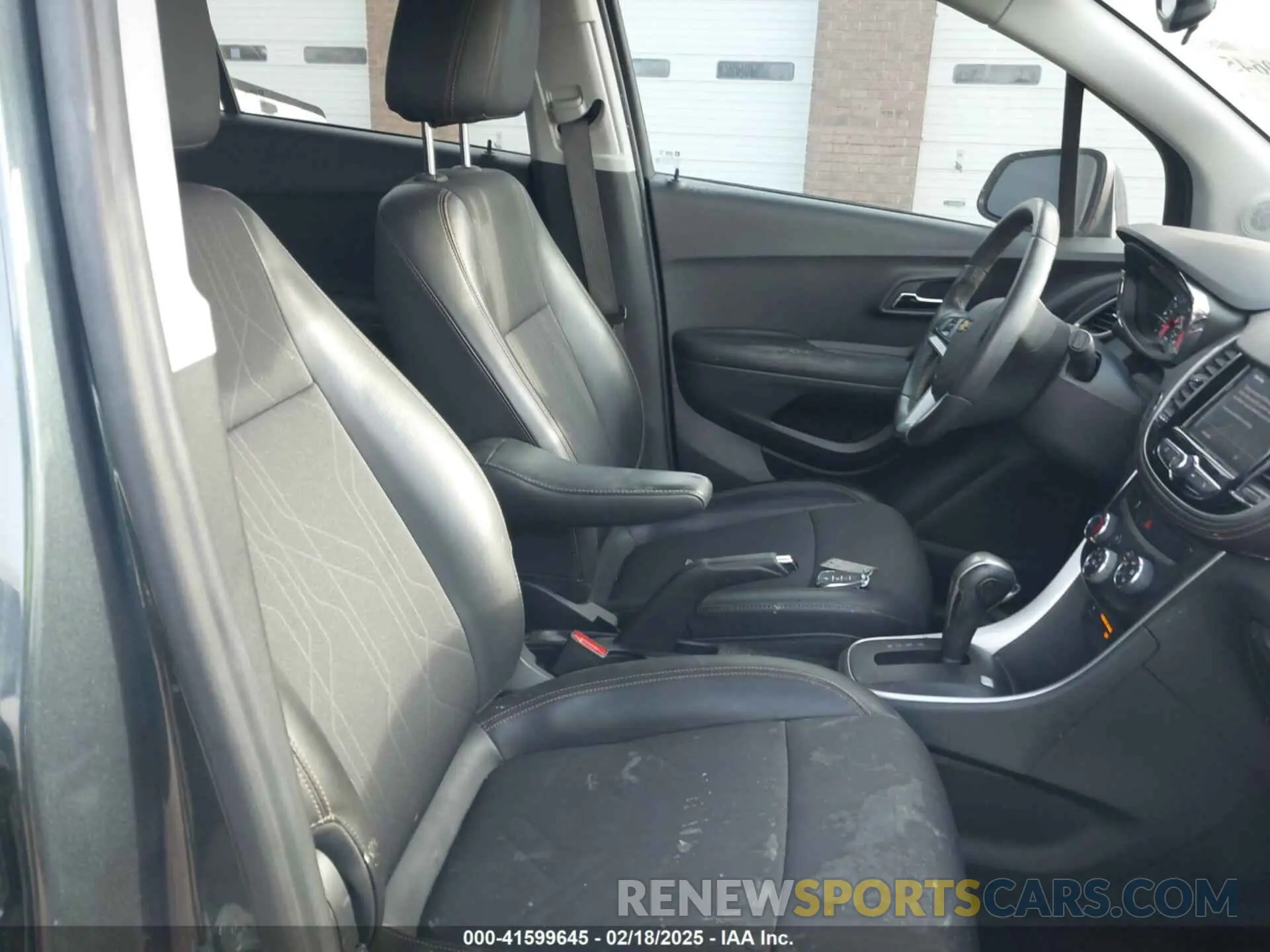 5 fotografías del automóvil dañado KL7CJLSB3MB356167 CHEVROLET TRAX 2021