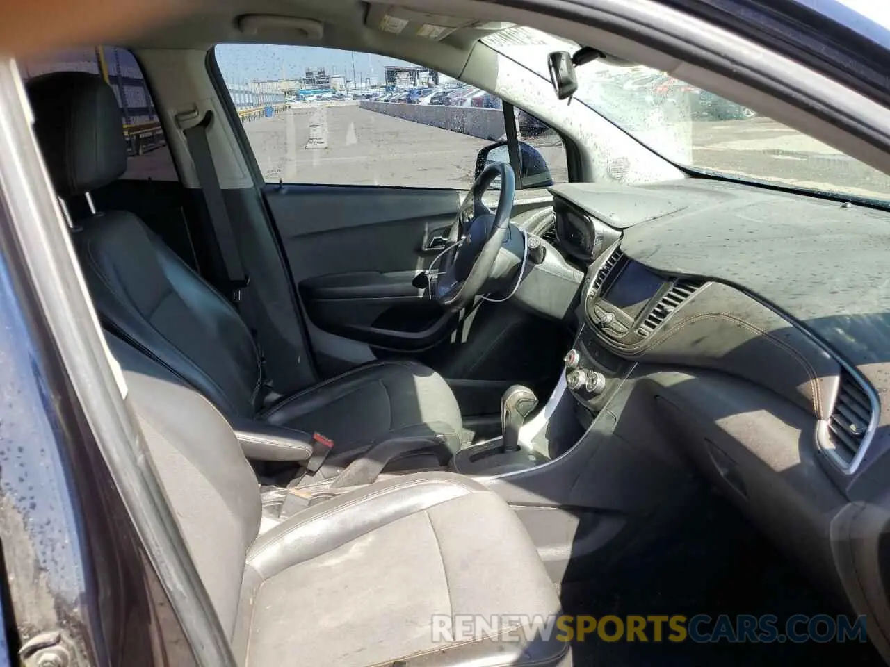 5 fotografías del automóvil dañado KL7CJLSB4MB356436 CHEVROLET TRAX 2021