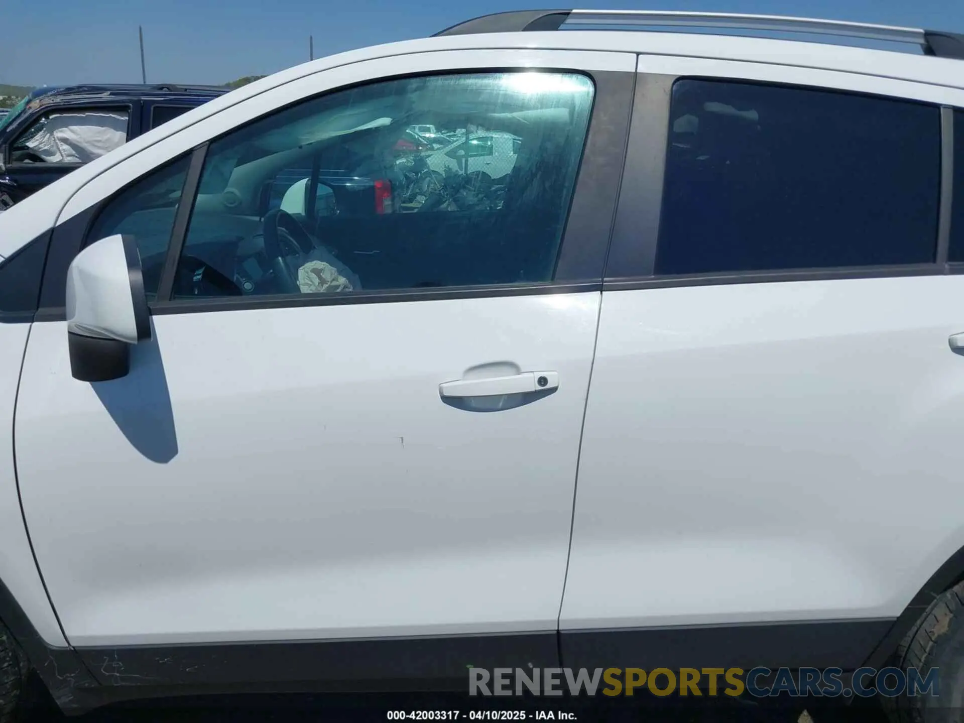 14 fotografías del automóvil dañado KL7CJLSB6MB323521 CHEVROLET TRAX 2021