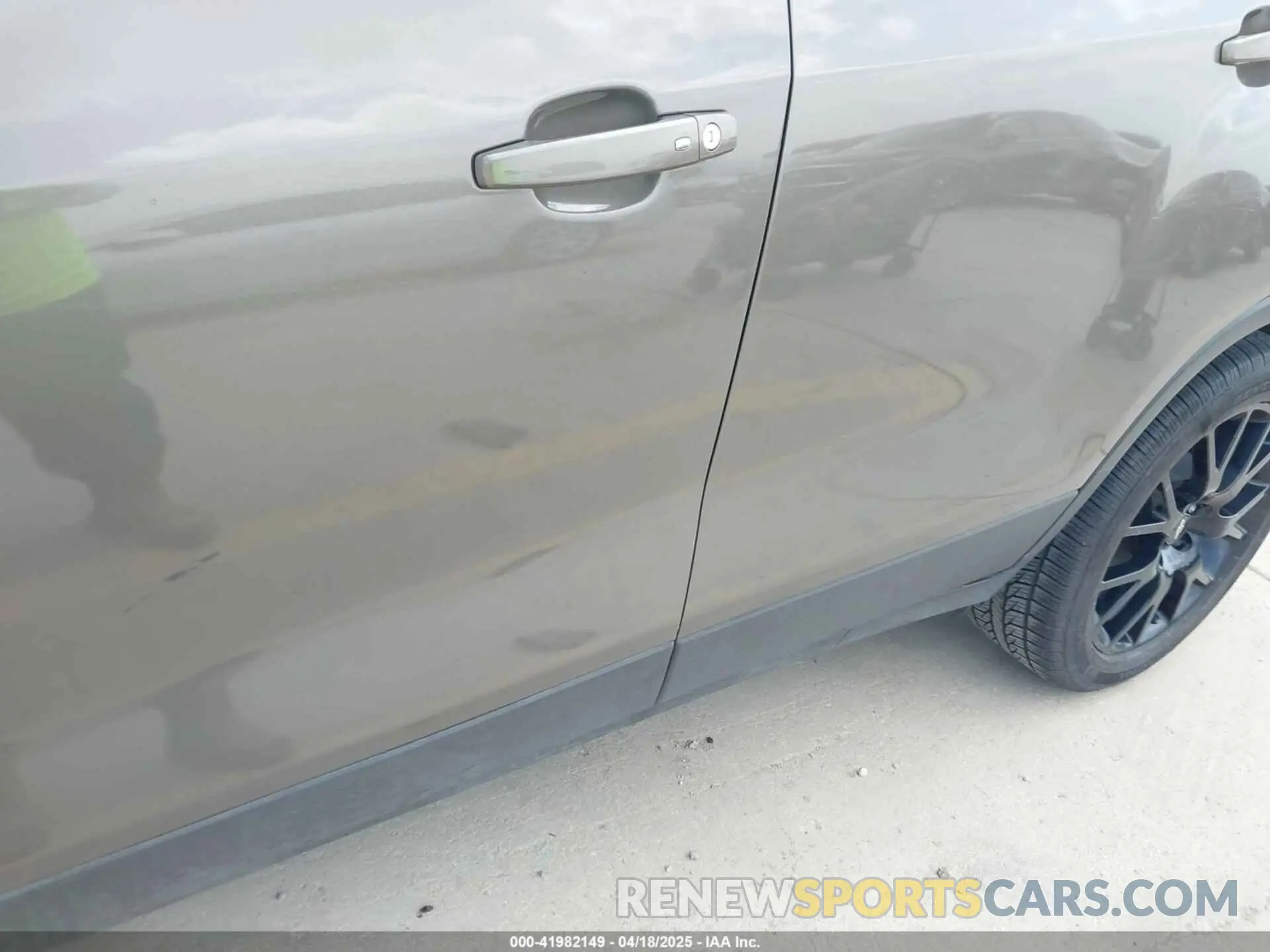 20 fotografías del automóvil dañado KL7CJLSBXMB359468 CHEVROLET TRAX 2021