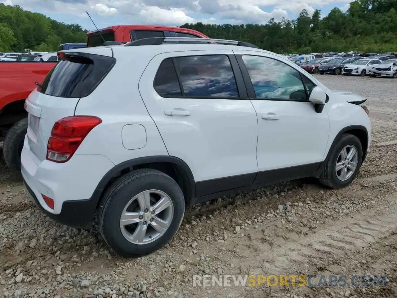 3 fotografías del automóvil dañado KL7CJLSM4MB374131 CHEVROLET TRAX 2021