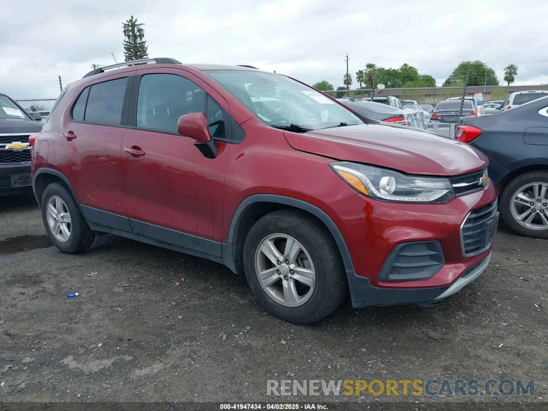 13 fotografías del automóvil dañado KL7CJLSM5MB374686 CHEVROLET TRAX 2021