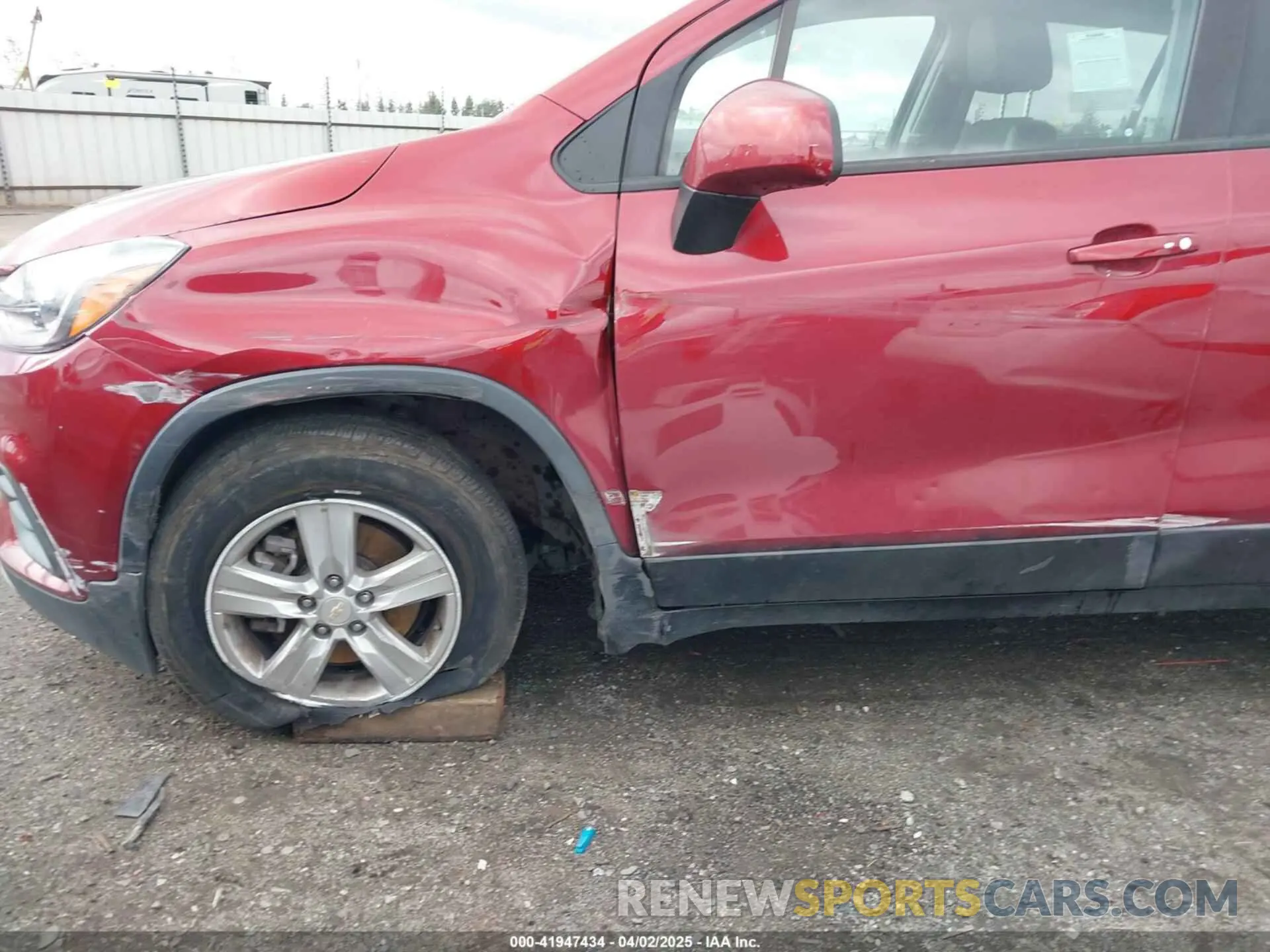 6 fotografías del automóvil dañado KL7CJLSM5MB374686 CHEVROLET TRAX 2021