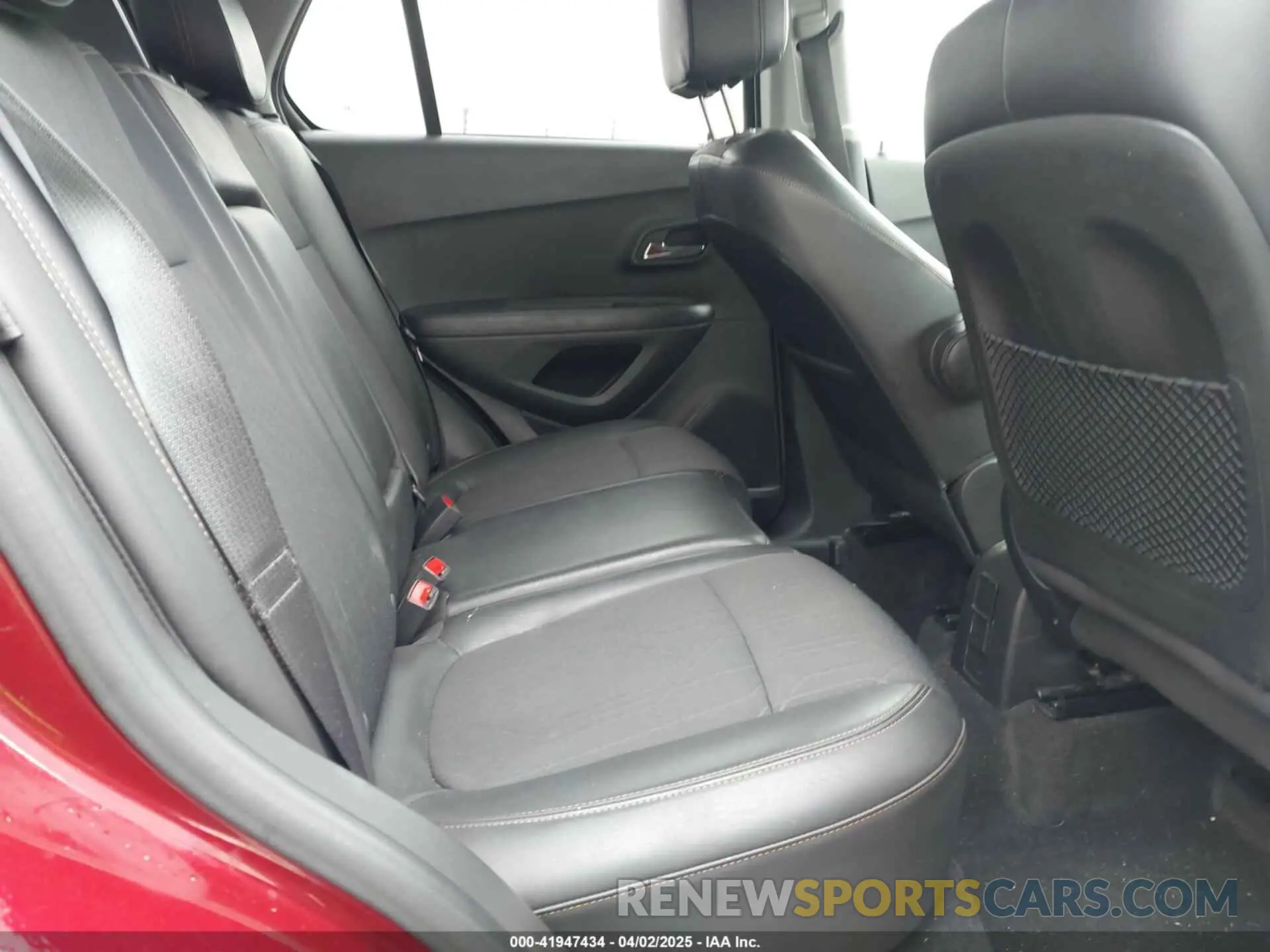 8 fotografías del automóvil dañado KL7CJLSM5MB374686 CHEVROLET TRAX 2021