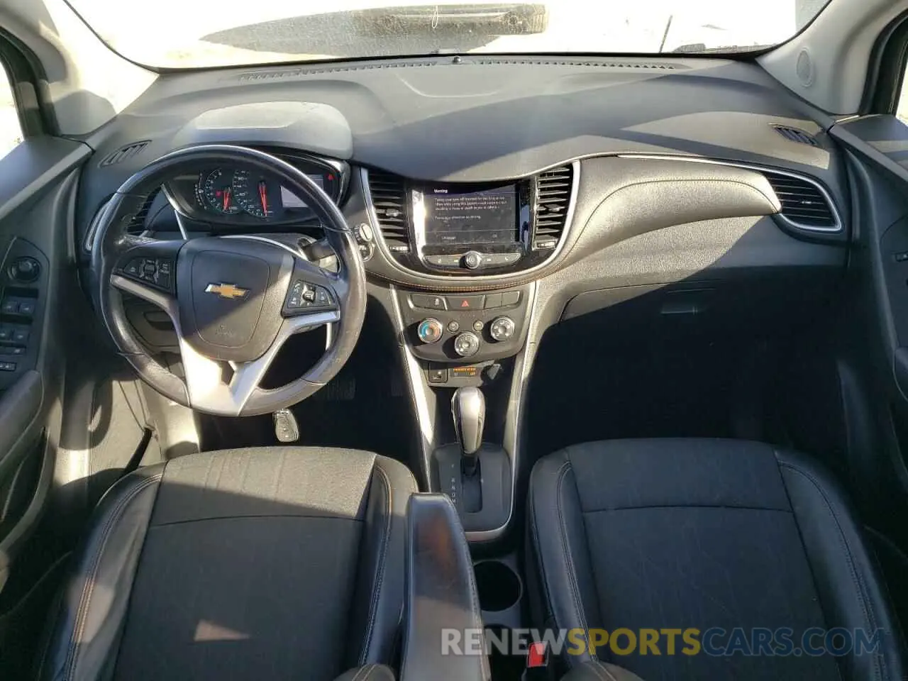 8 fotografías del automóvil dañado KL7CJLSMXMB376658 CHEVROLET TRAX 2021