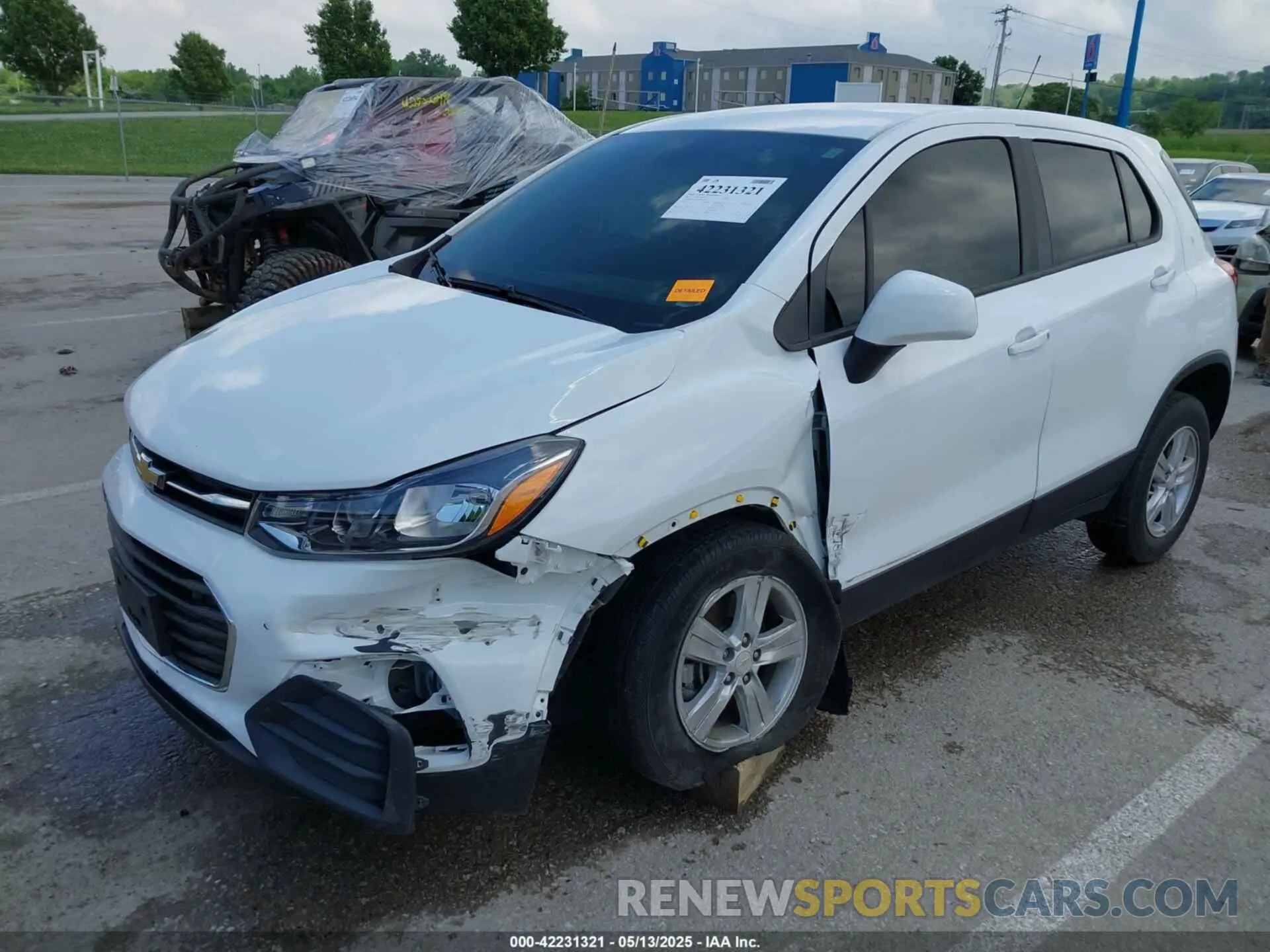2 fotografías del automóvil dañado KL7CJNSB1MB301244 CHEVROLET TRAX 2021