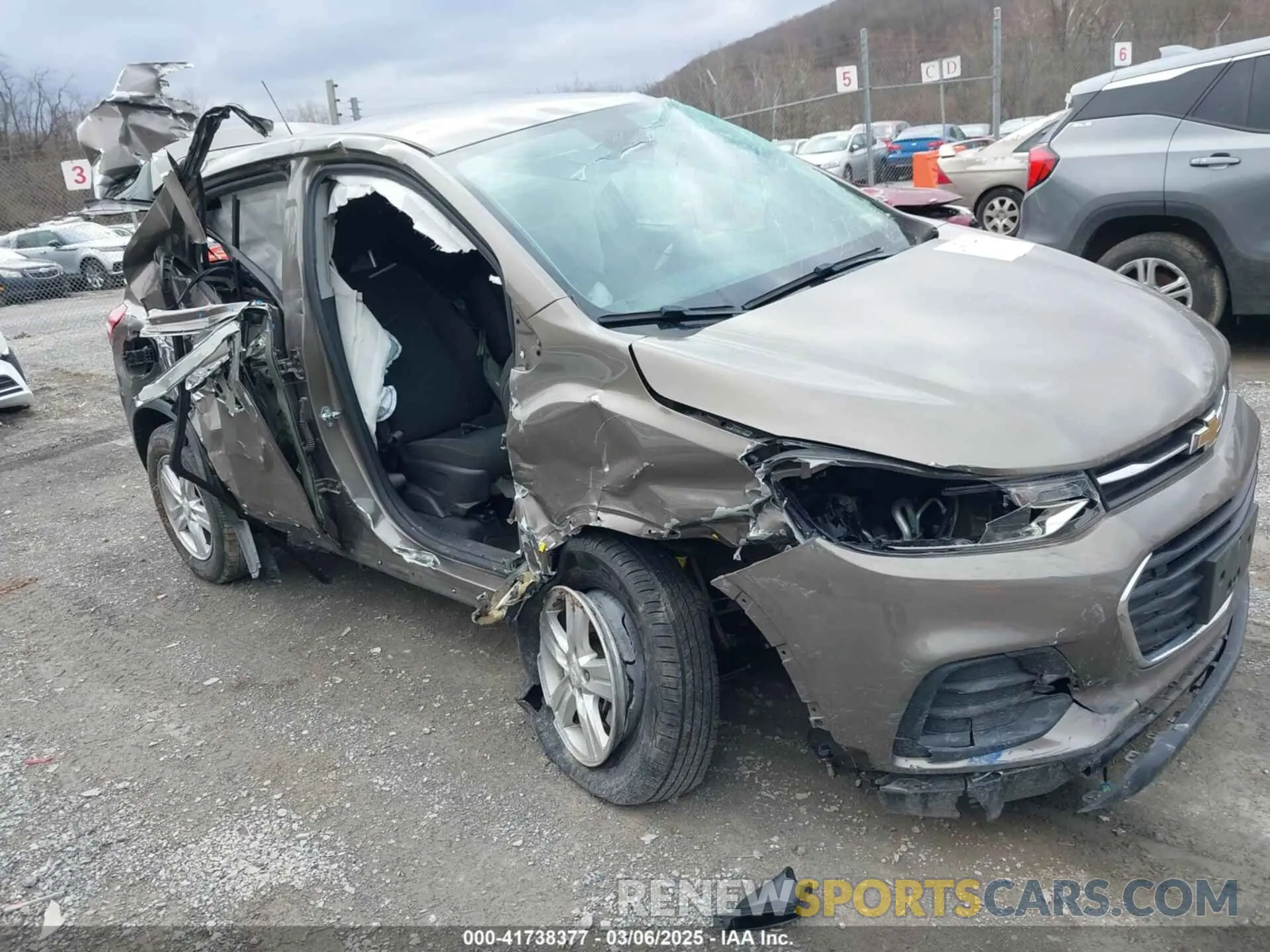 1 fotografías del automóvil dañado KL7CJNSB2MB312589 CHEVROLET TRAX 2021