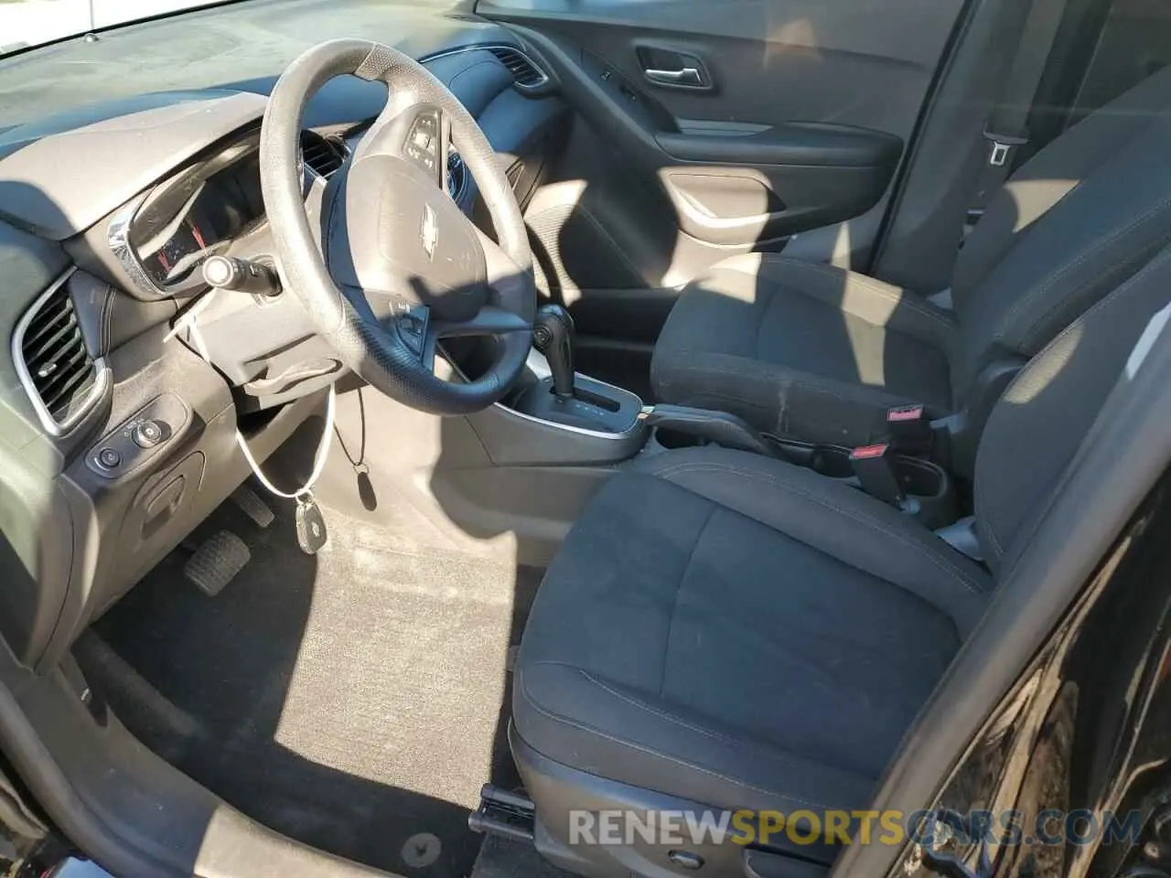7 fotografías del automóvil dañado KL7CJNSB5MB342511 CHEVROLET TRAX 2021
