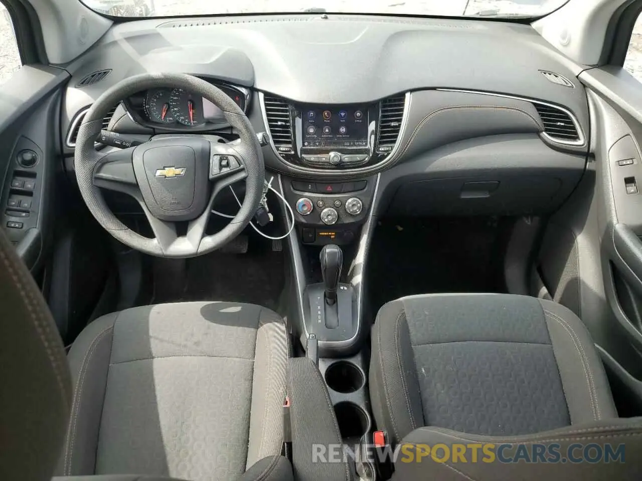 8 fotografías del automóvil dañado KL7CJNSM1MB376544 CHEVROLET TRAX 2021
