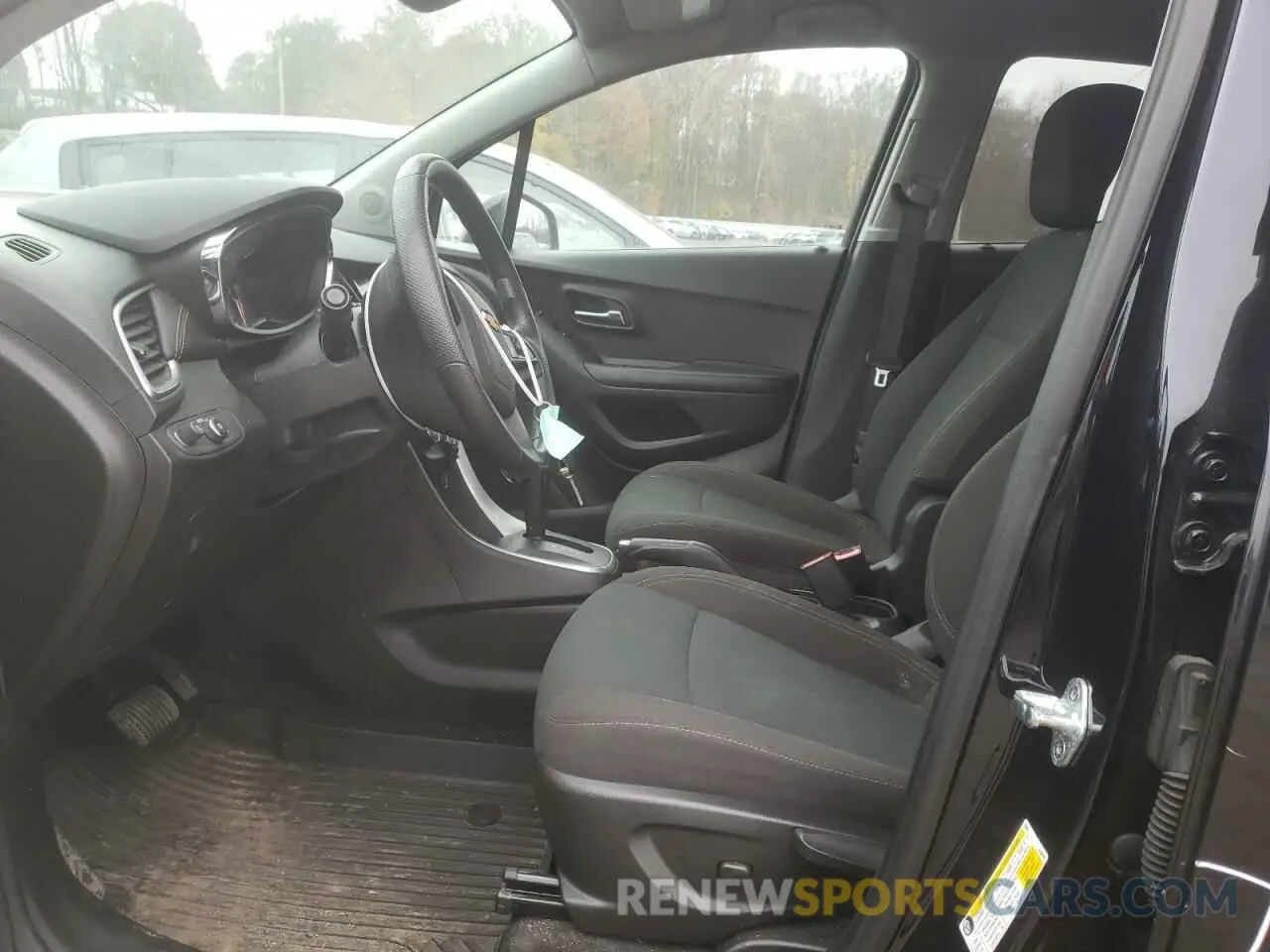 7 fotografías del automóvil dañado KL7CJNSM5MB361786 CHEVROLET TRAX 2021