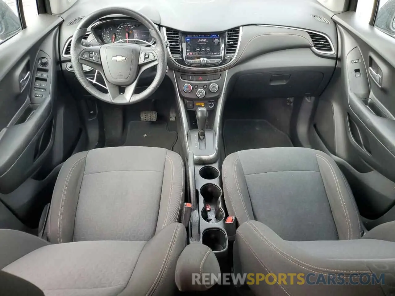 8 fotografías del automóvil dañado KL7CJNSM5MB377101 CHEVROLET TRAX 2021
