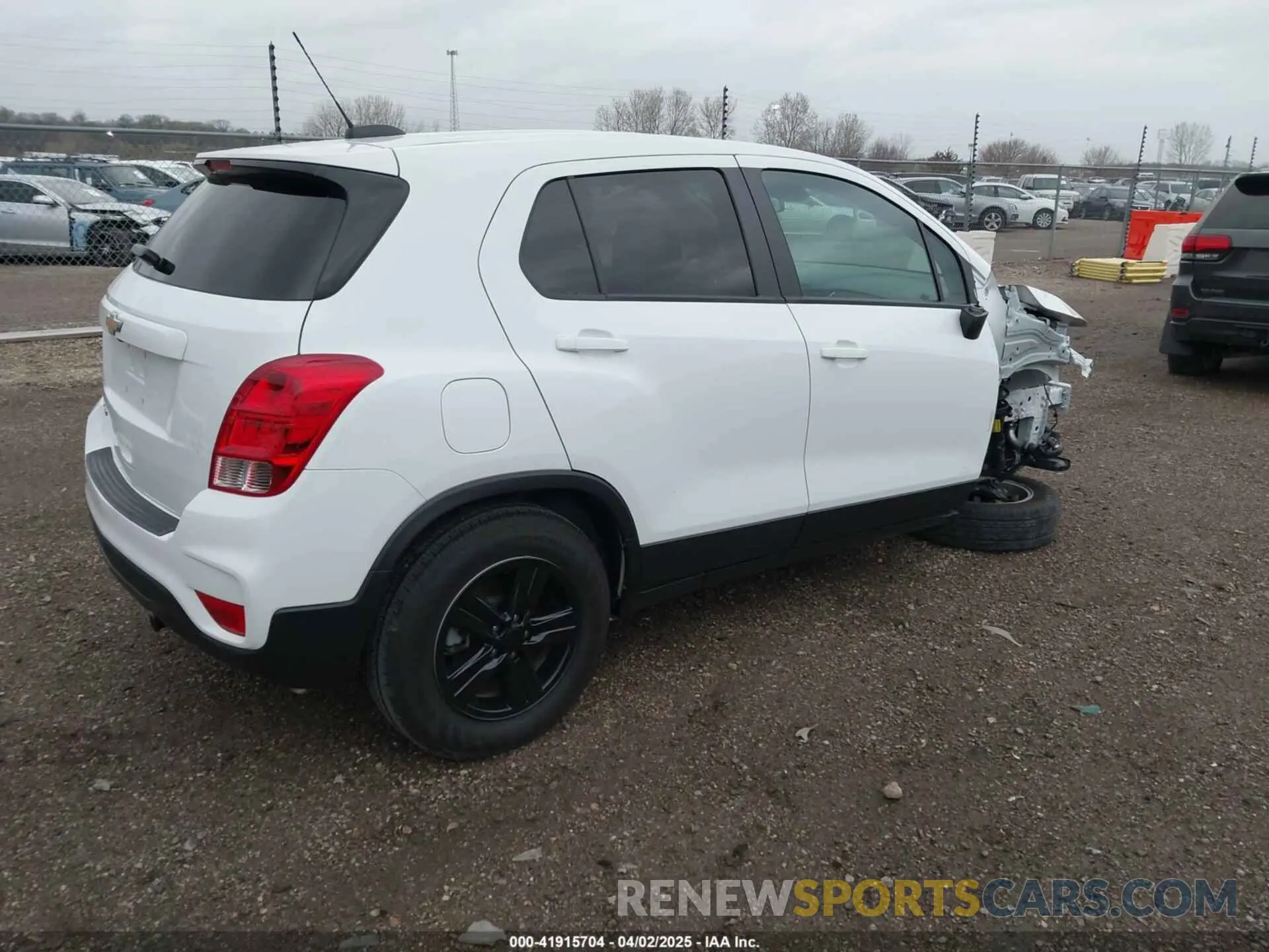 4 fotografías del automóvil dañado KL7CJNSM8MB374063 CHEVROLET TRAX 2021