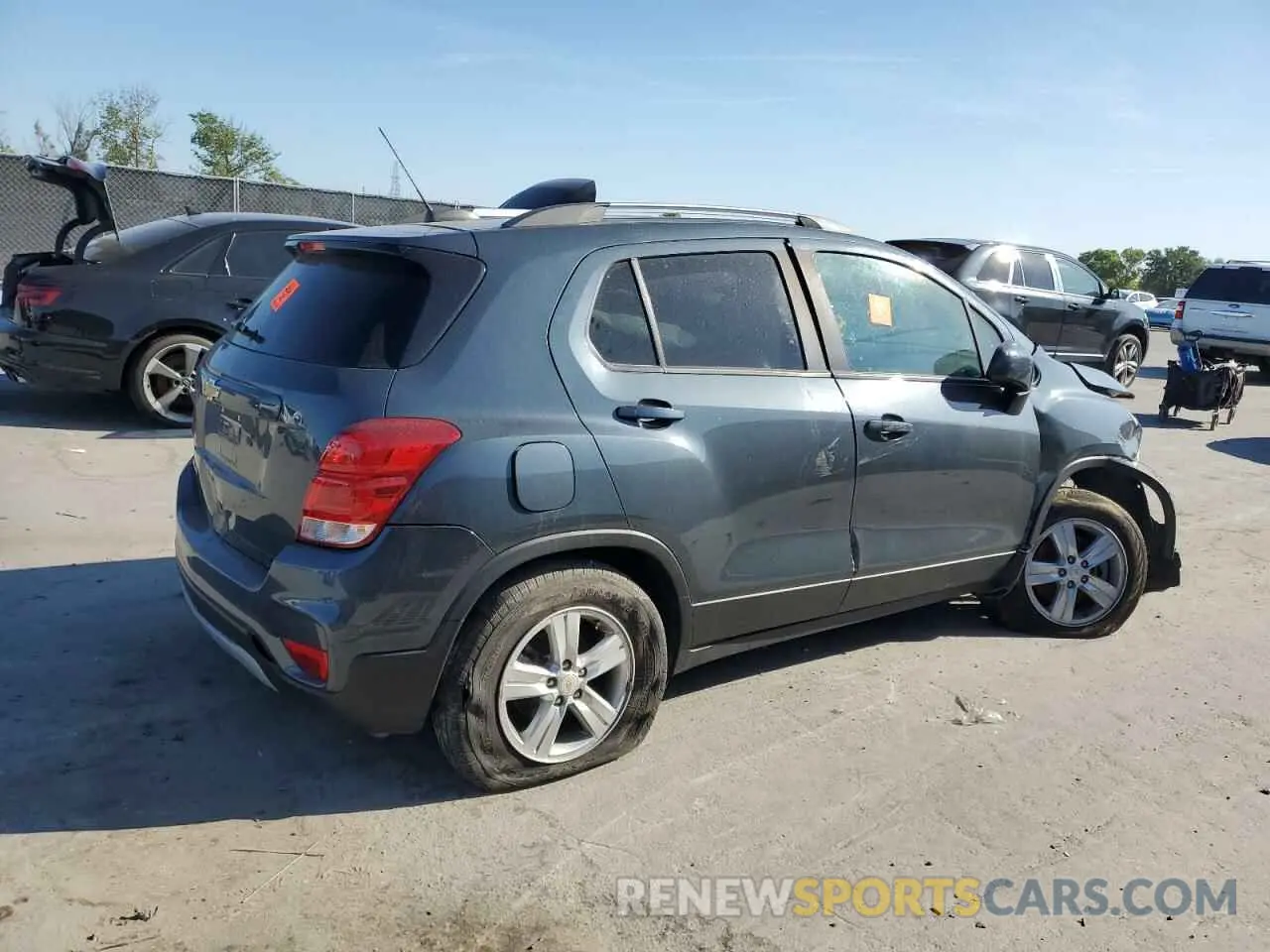 3 fotografías del automóvil dañado KL7CJPSB0MB329144 CHEVROLET TRAX 2021