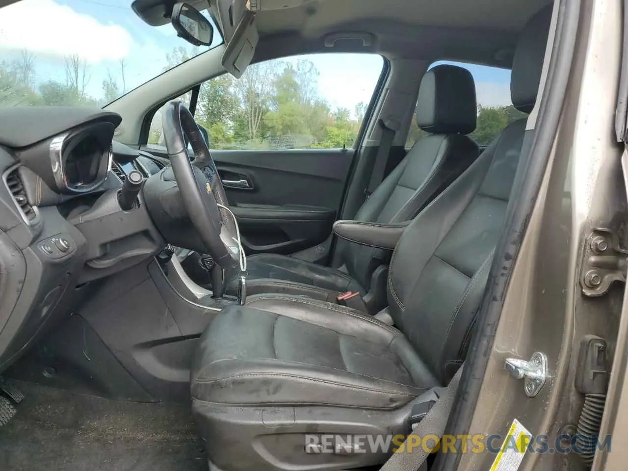7 fotografías del automóvil dañado KL7CJPSB1MB321070 CHEVROLET TRAX 2021
