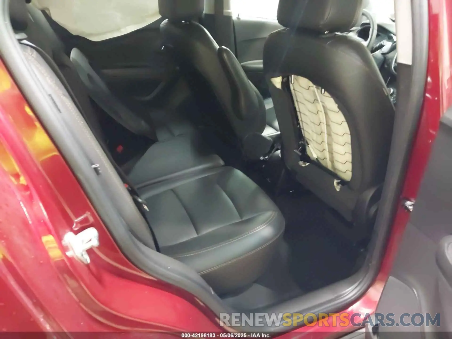 8 fotografías del automóvil dañado KL7CJPSB2MB320008 CHEVROLET TRAX 2021