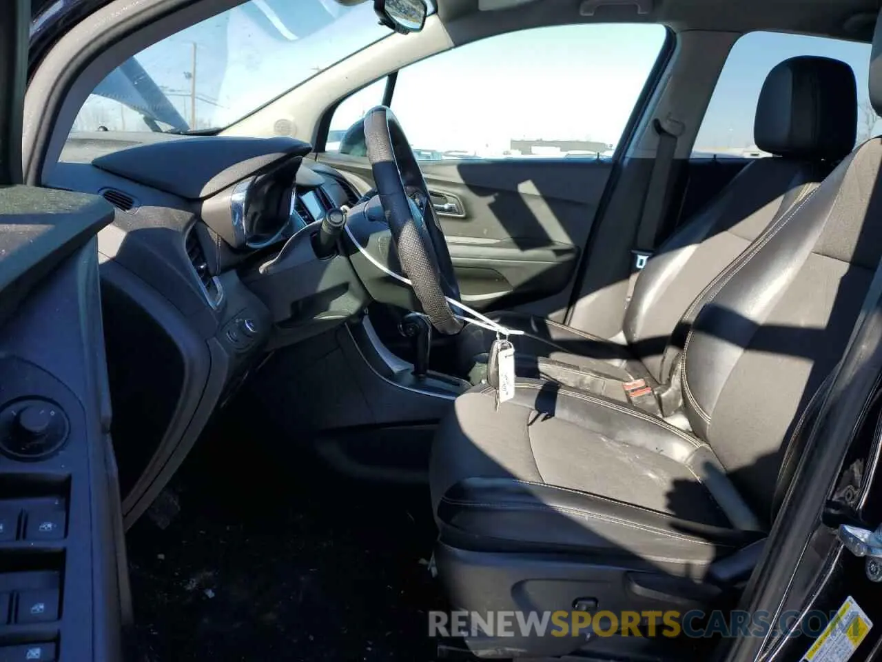 7 fotografías del automóvil dañado KL7CJPSB3MB321393 CHEVROLET TRAX 2021