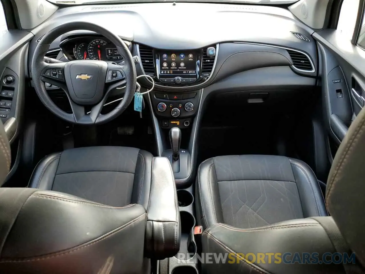 8 fotografías del automóvil dañado KL7CJPSB3MB325489 CHEVROLET TRAX 2021
