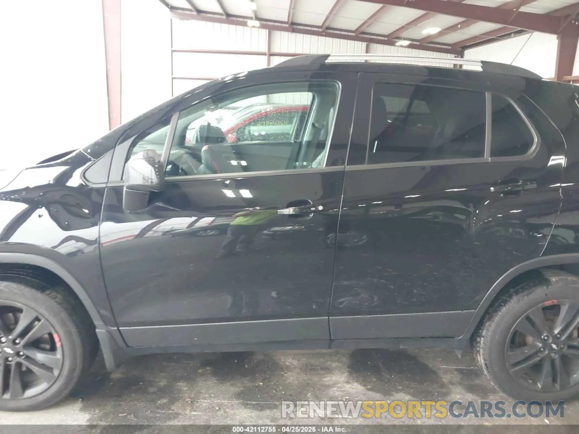 14 fotografías del automóvil dañado KL7CJPSB3MB351557 CHEVROLET TRAX 2021