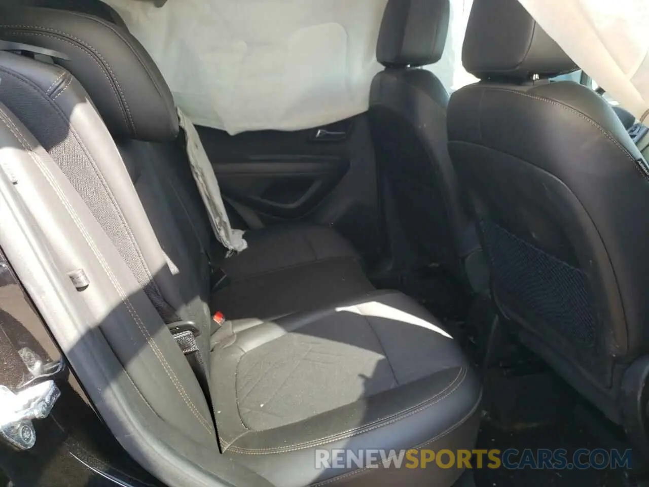 10 fotografías del automóvil dañado KL7CJPSB5MB303283 CHEVROLET TRAX 2021