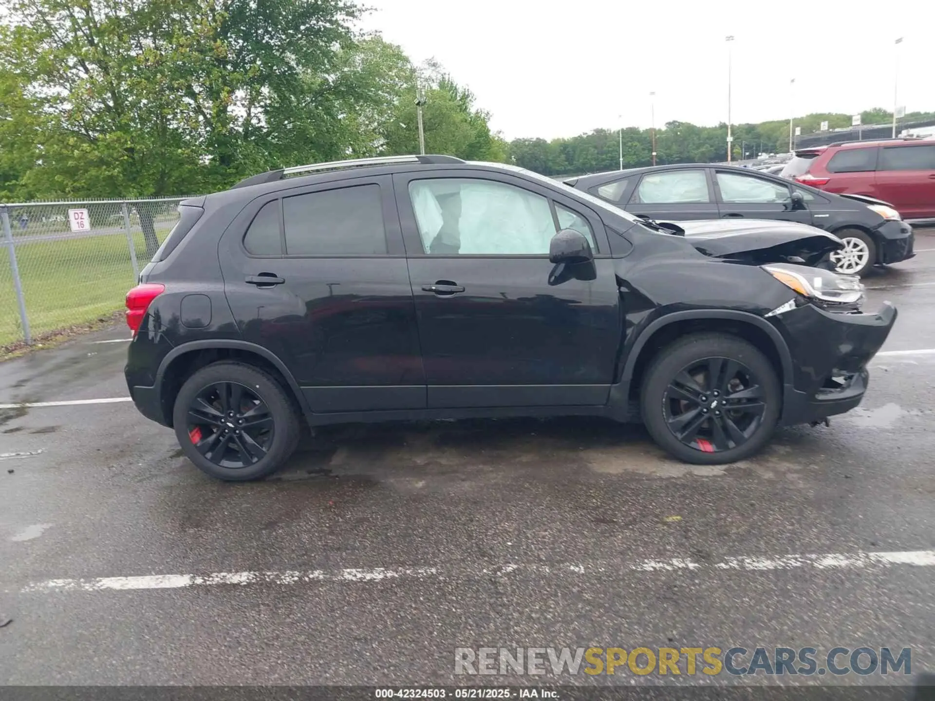 12 fotografías del automóvil dañado KL7CJPSB7MB334762 CHEVROLET TRAX 2021